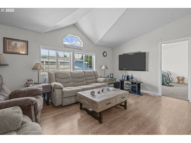 Aumsville, OR 97325,130 CARMEL DR #104