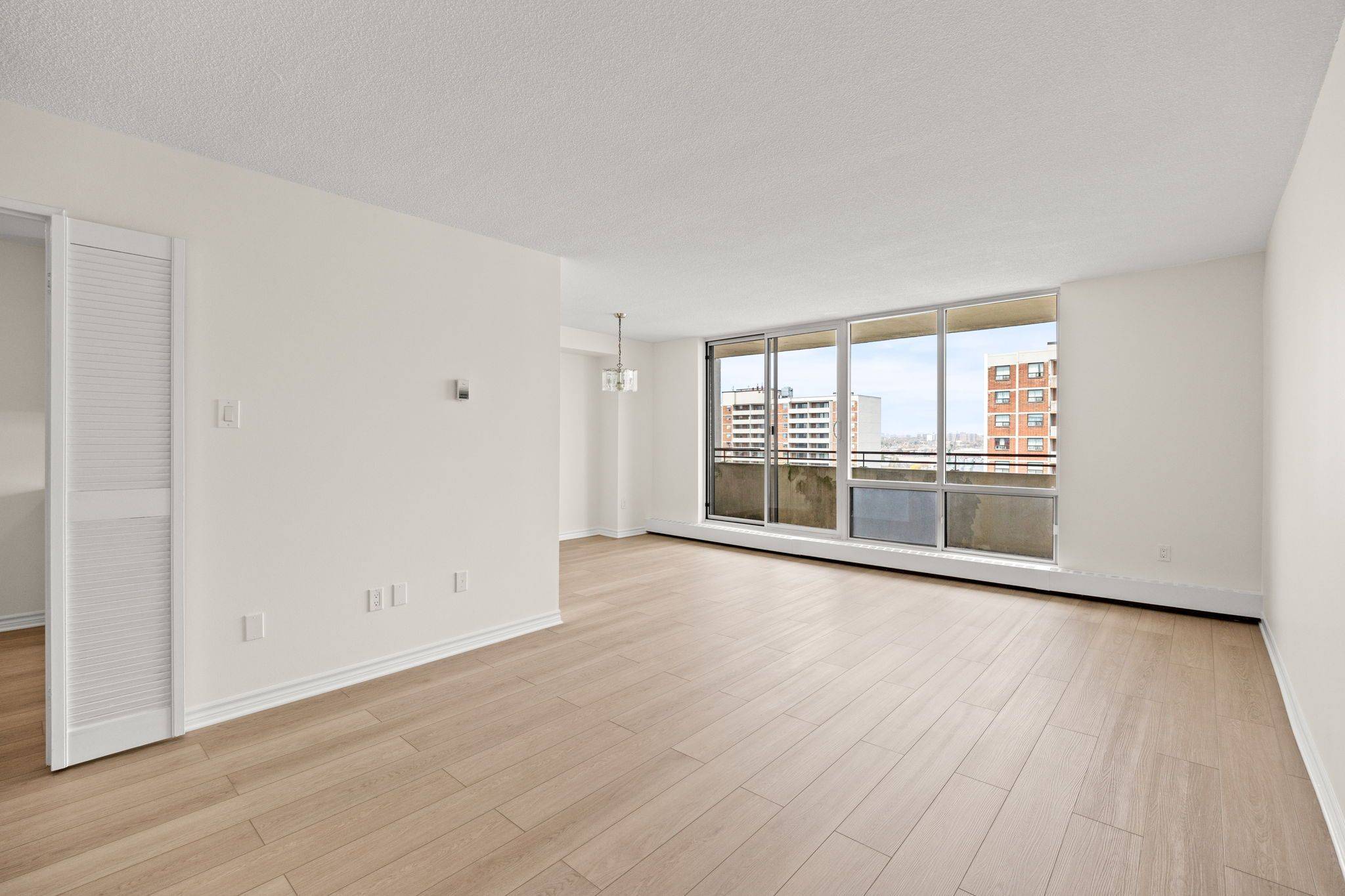 Toronto E04, ON M1P 4S5,101 Prudential DR #1506