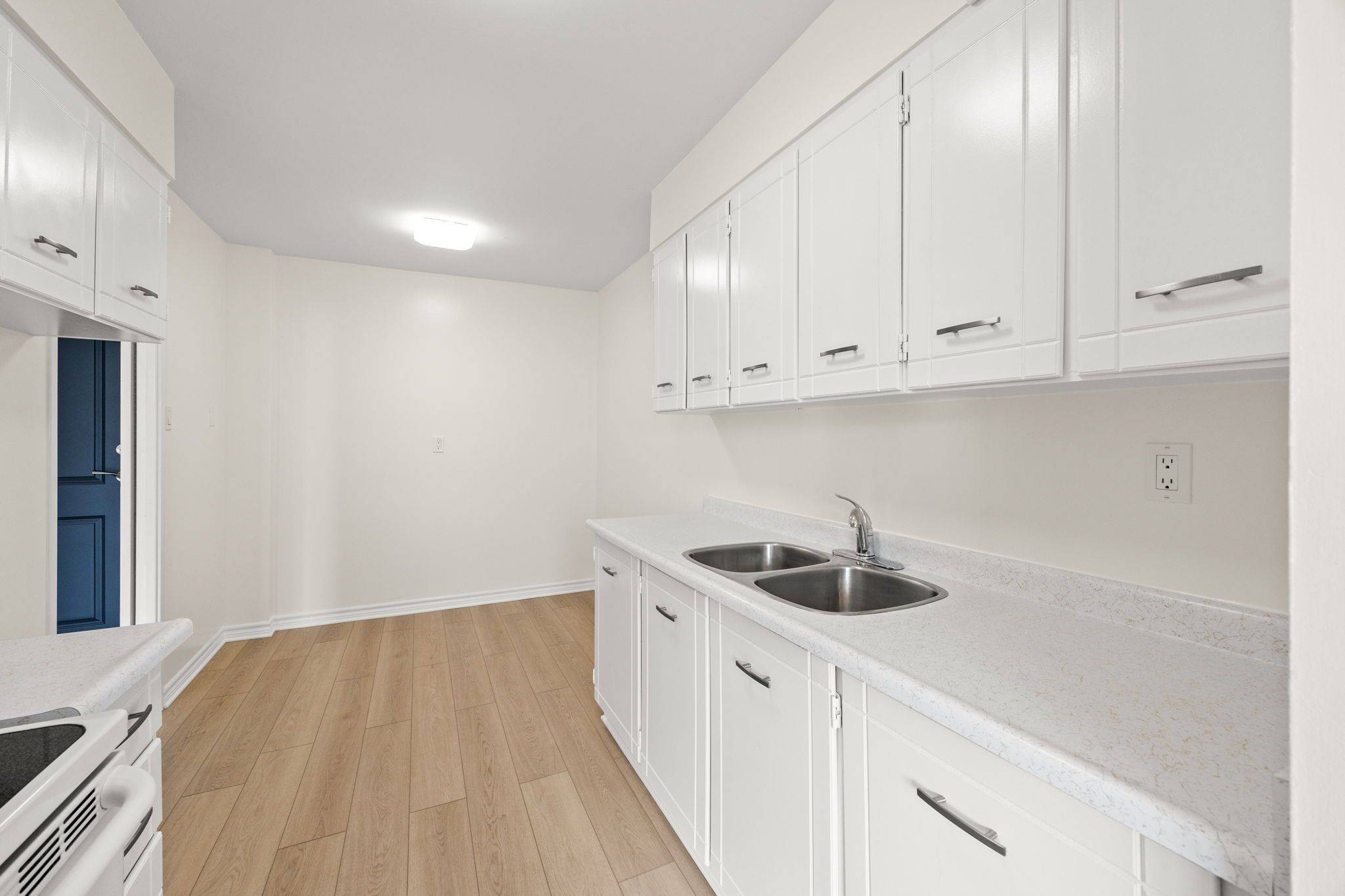 Toronto E04, ON M1P 4S5,101 Prudential DR #1506