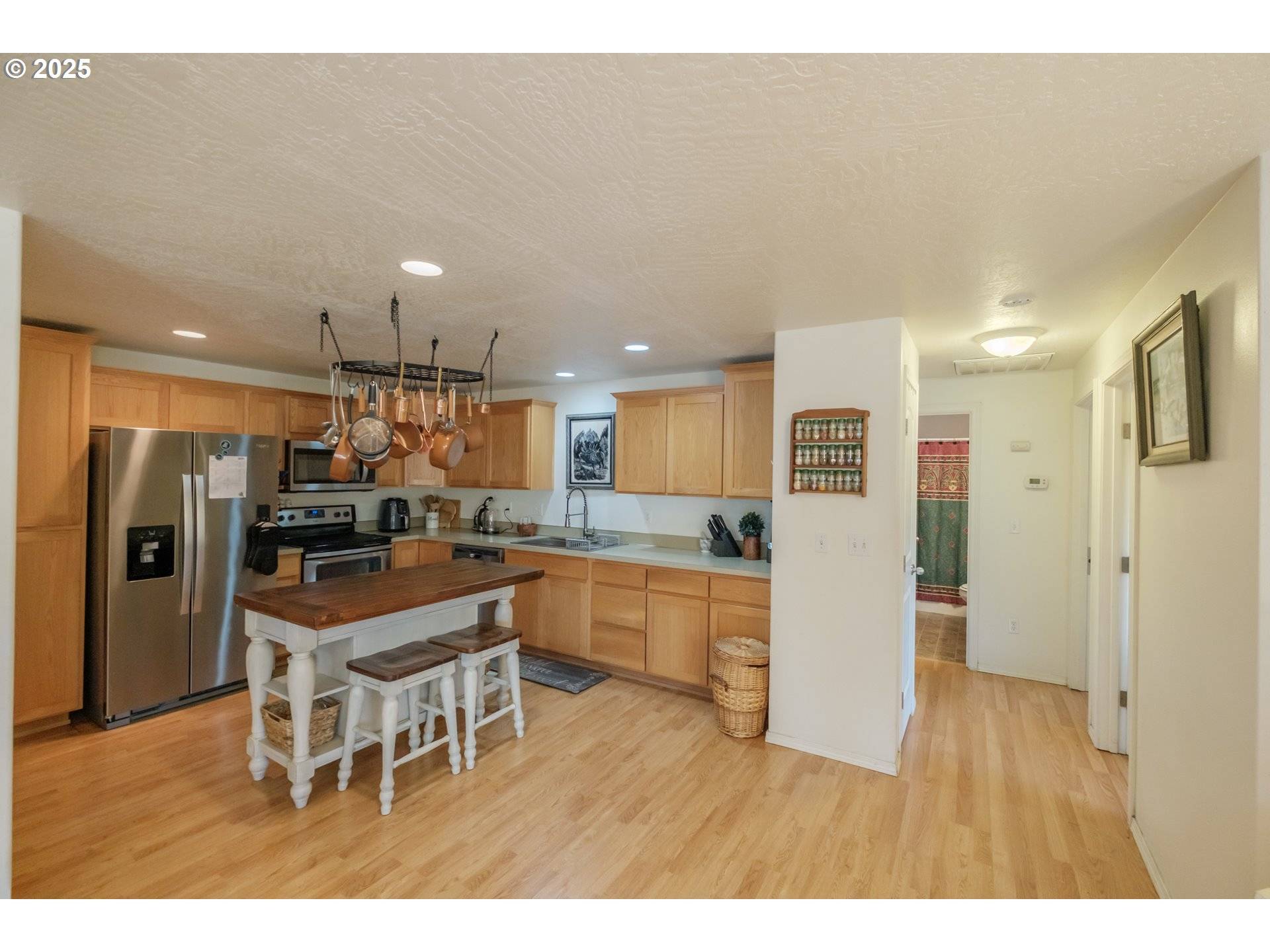 Sweet Home, OR 97386,1239 46TH CT