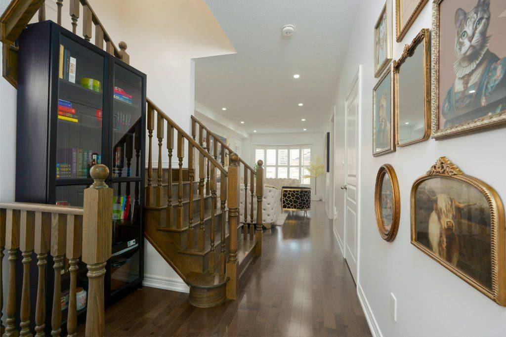 Mississauga, ON L5M 0N1,5550 Meadowcrest AVE