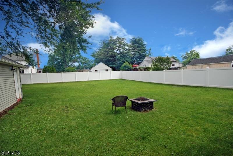 Flemington Boro, NJ 08822,32 New Jersey Ave
