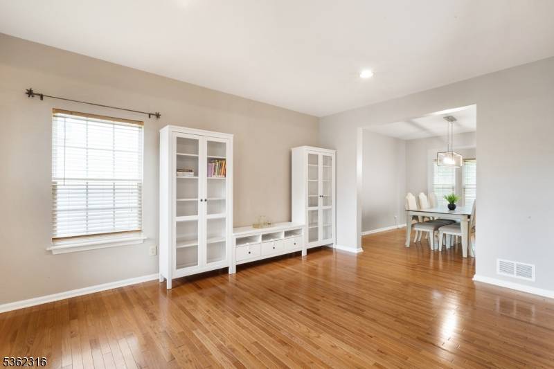 Bridgewater Twp., NJ 08807,27 Heinrick Way