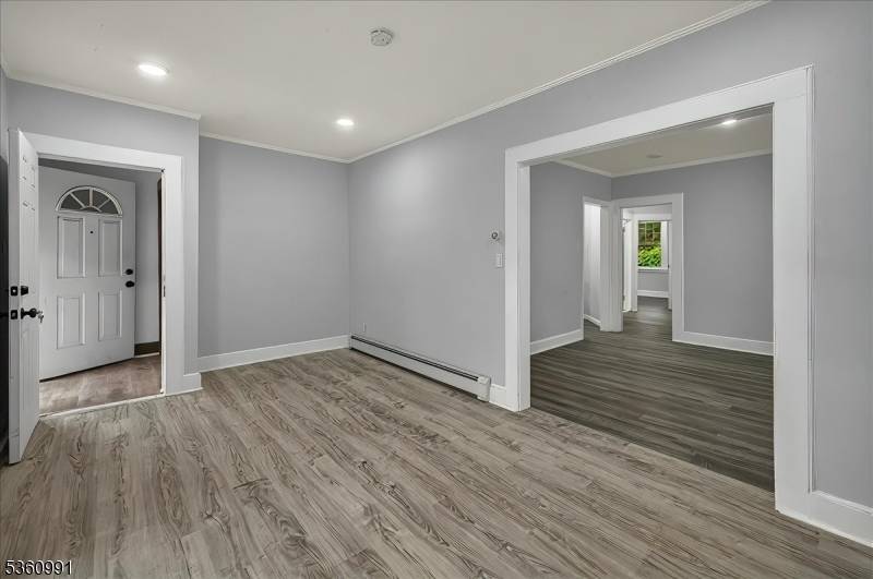 Bloomfield Twp., NJ 07003,27 Berkeley Pl