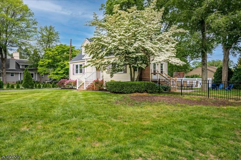 Metuchen Boro, NJ 08840,61 Thomas St