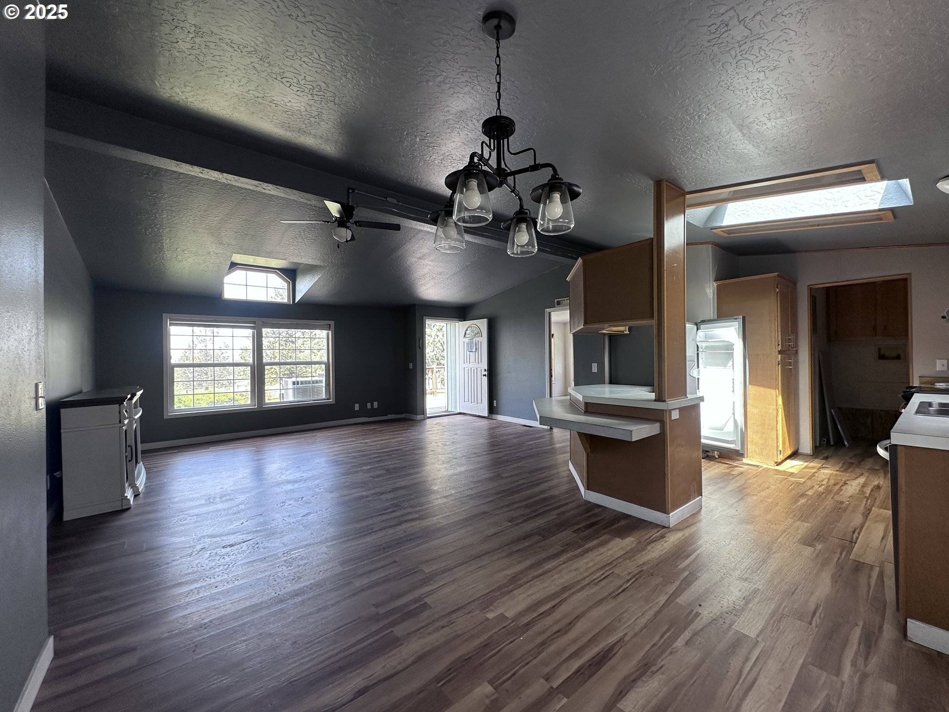Terrebonne, OR 97760,10570 SW SHAD RD