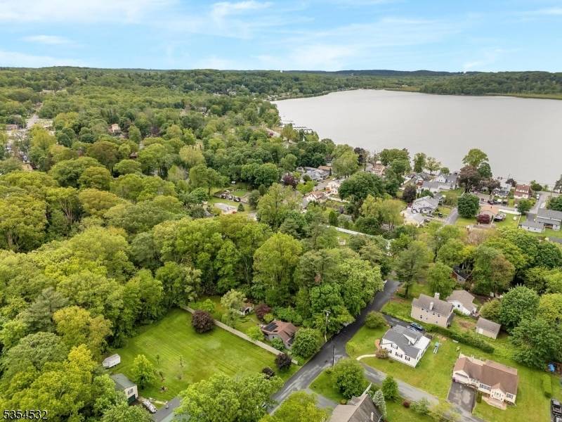 Mount Olive Twp., NJ 07828,24 Forest Rd