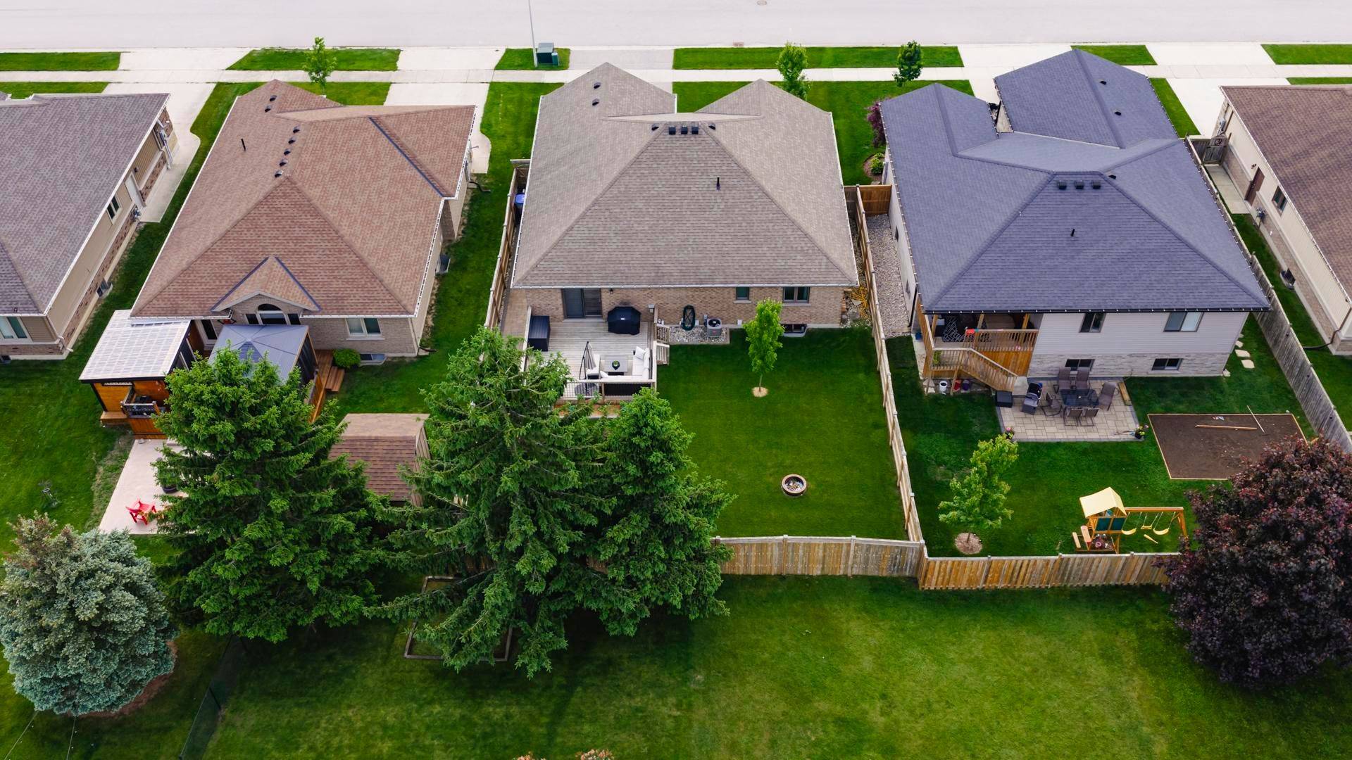 West Perth, ON N0K 1N0,82 Sylvia ST