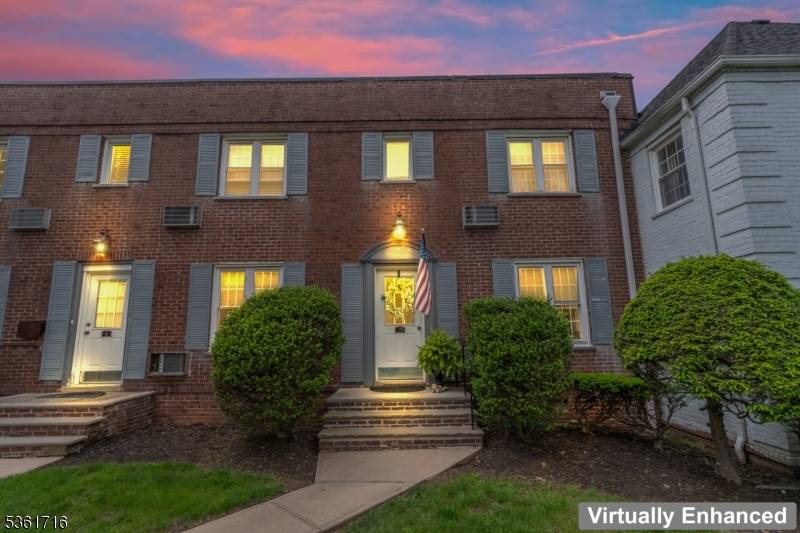 Cranford Twp., NJ 07016,7 B Parkway Village #7