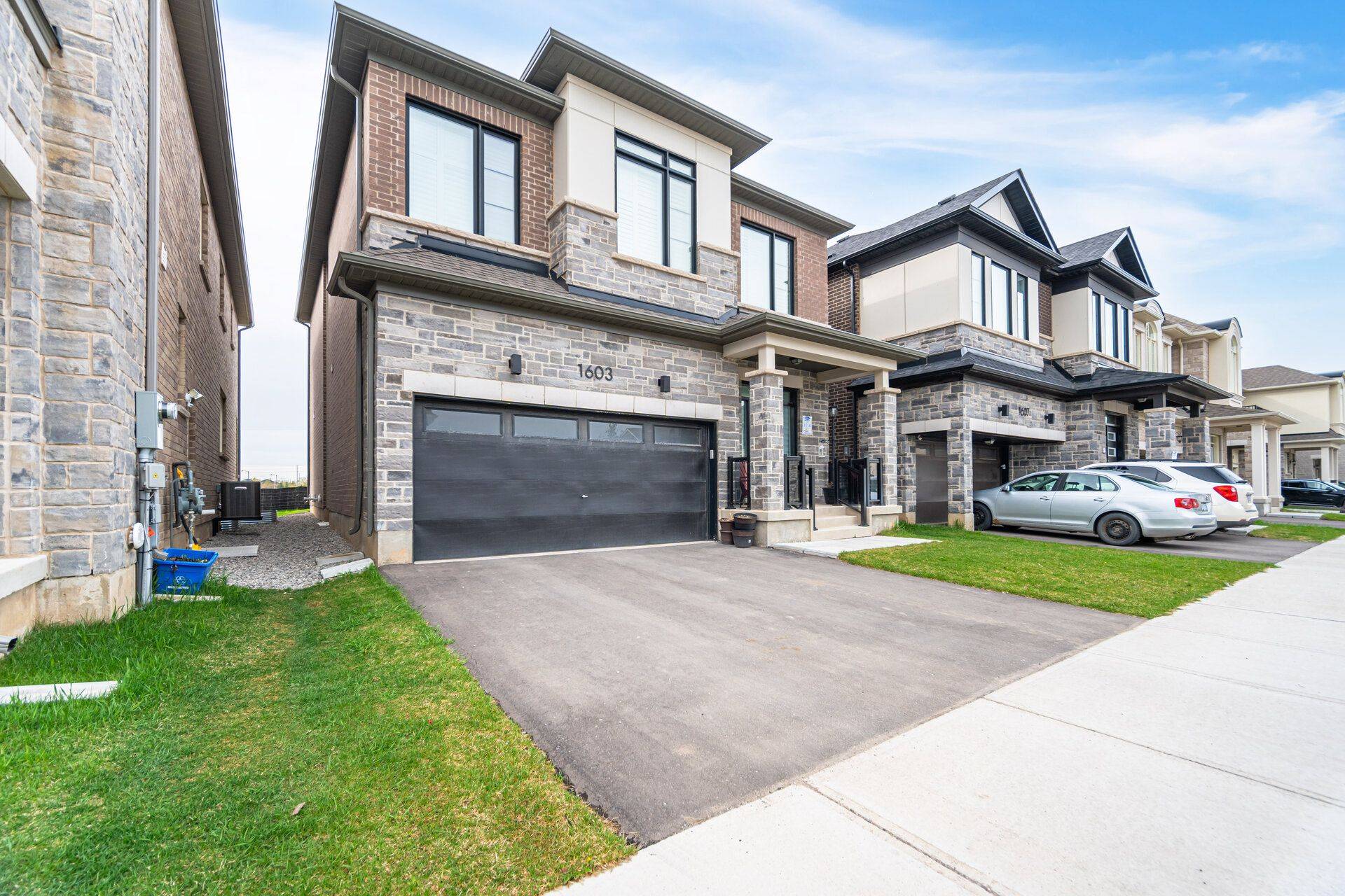 Milton, ON L9T 6H8,1603 Severn DR #Bsmt.