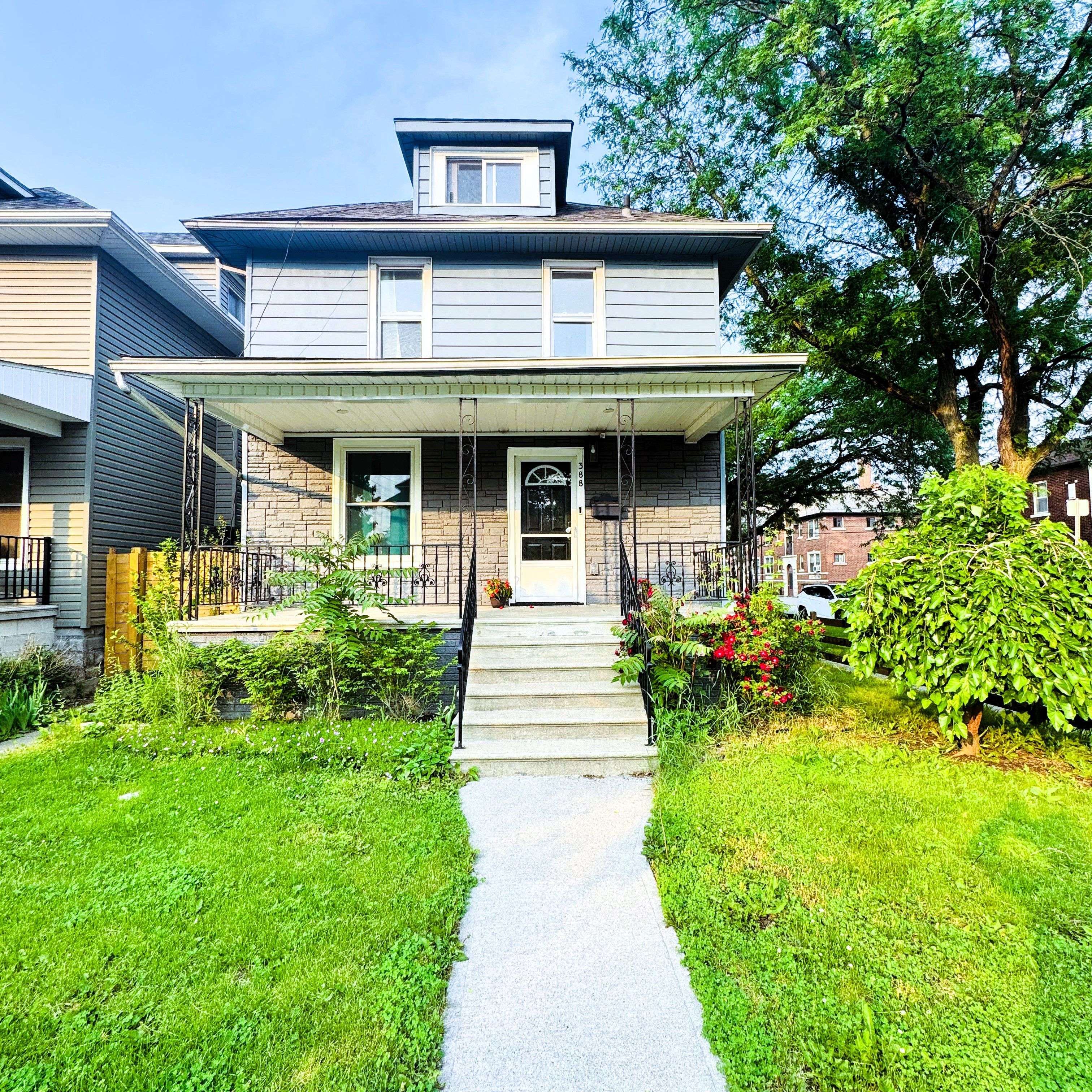 Windsor, ON N9A 2P7,388 Gladstone AVE