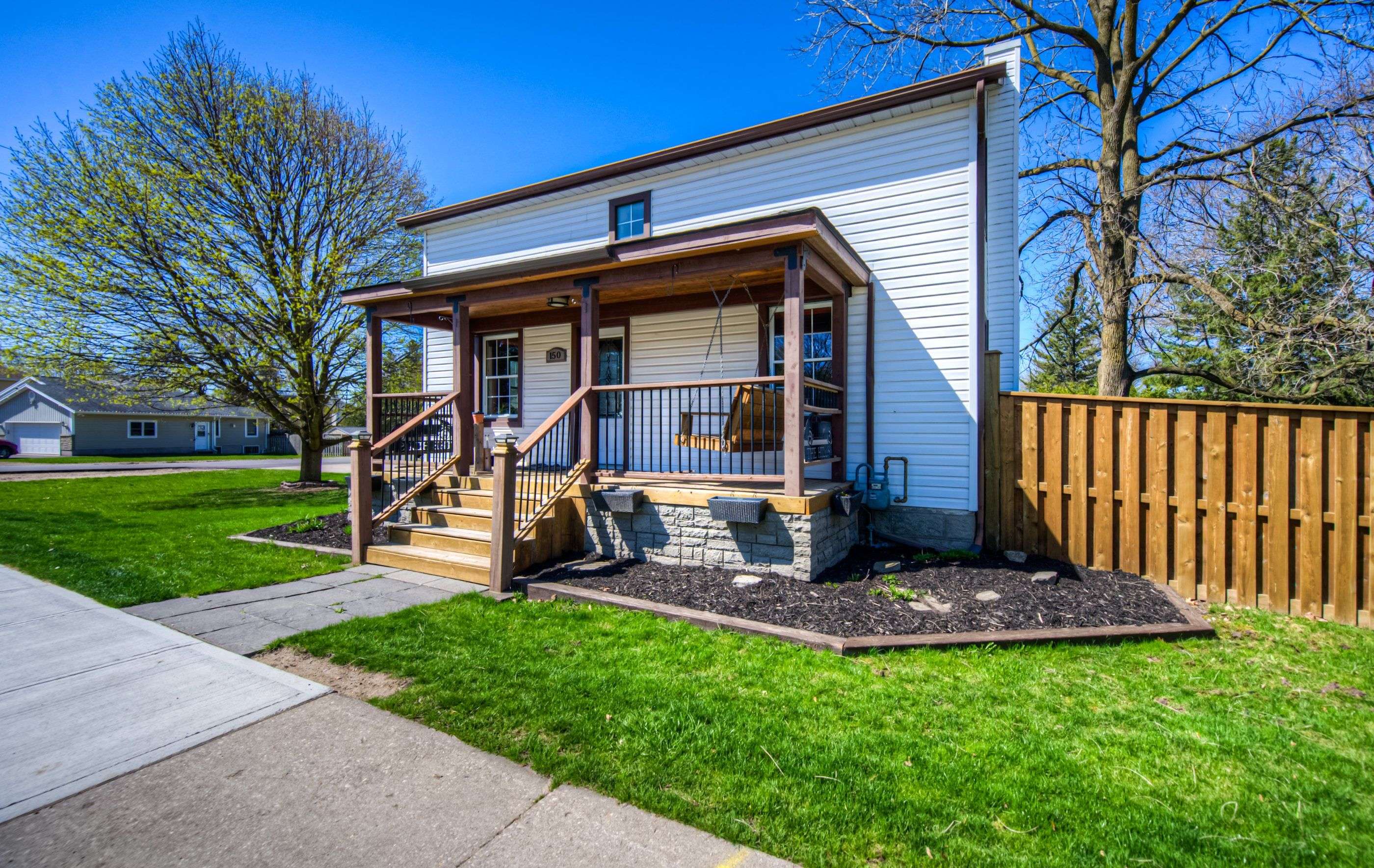 Woolwich, ON N0B 1M0,150 WOOLWICH ST S