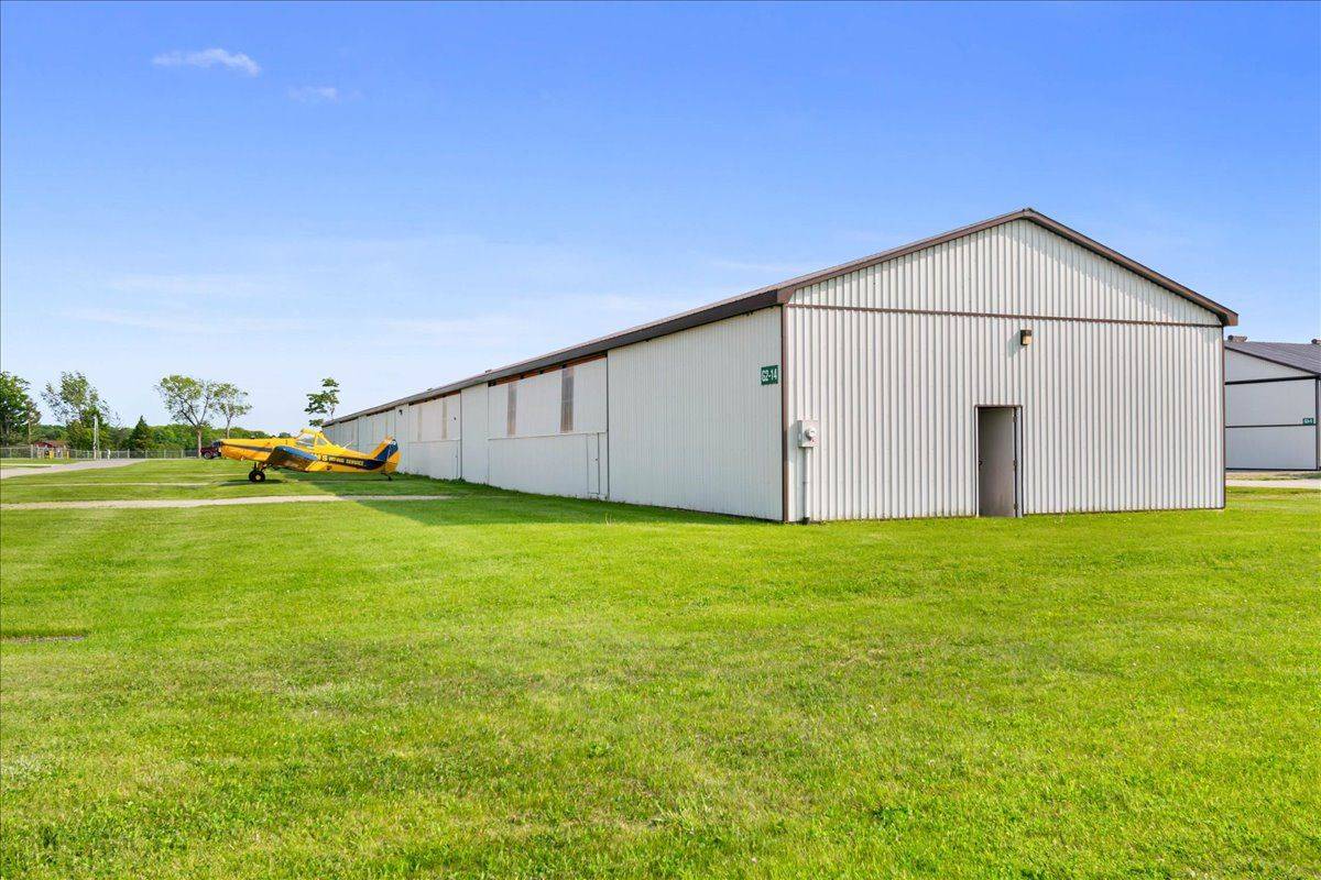 South-west Oxford, ON N4G 4H1,244411 Airport RD #G2-14