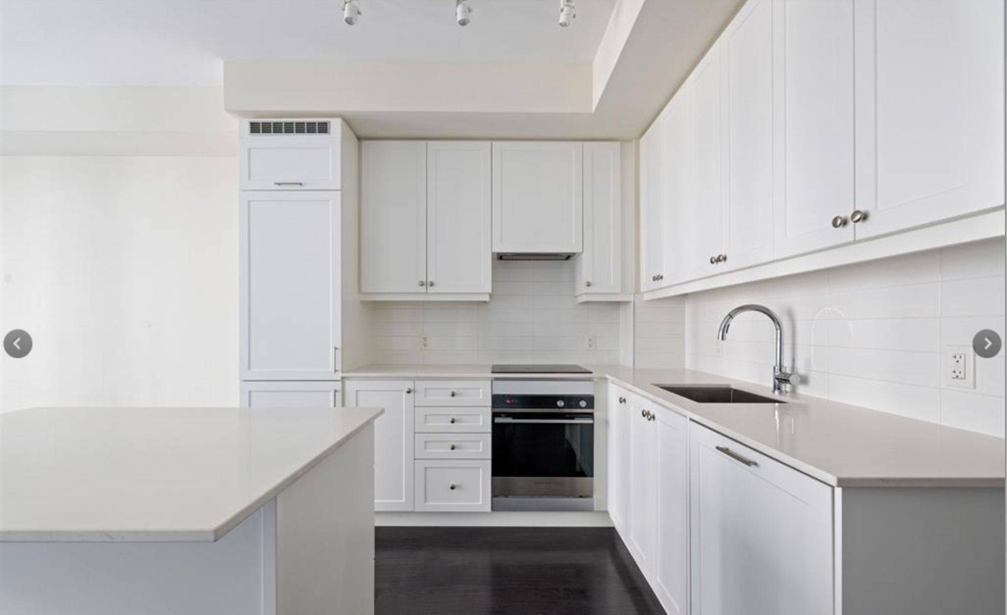 Vaughan, ON L5K 0L7,9075 Jane ST #320