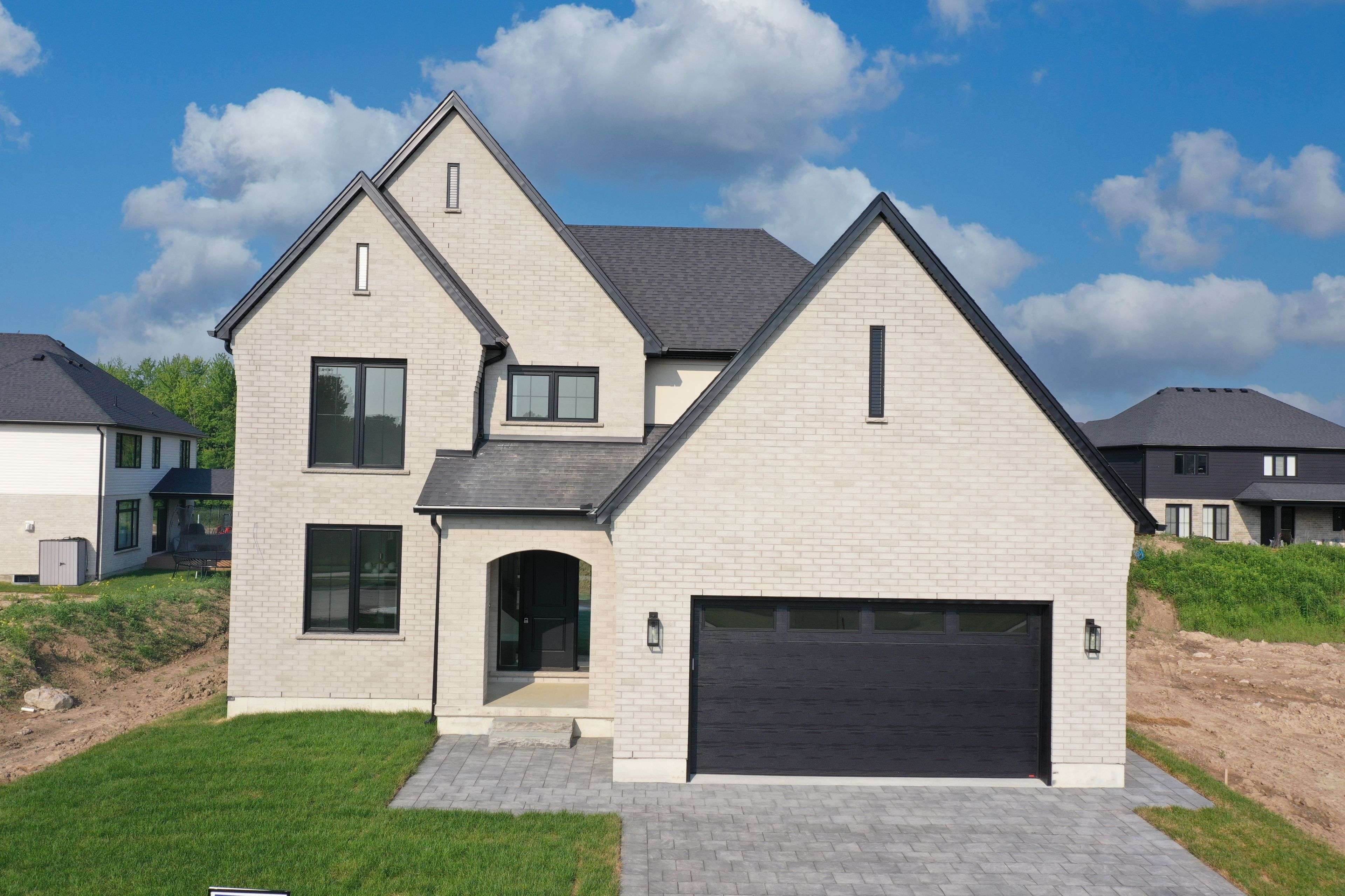 Middlesex Centre, ON N0M 2A0,174 Timberwalk TRL
