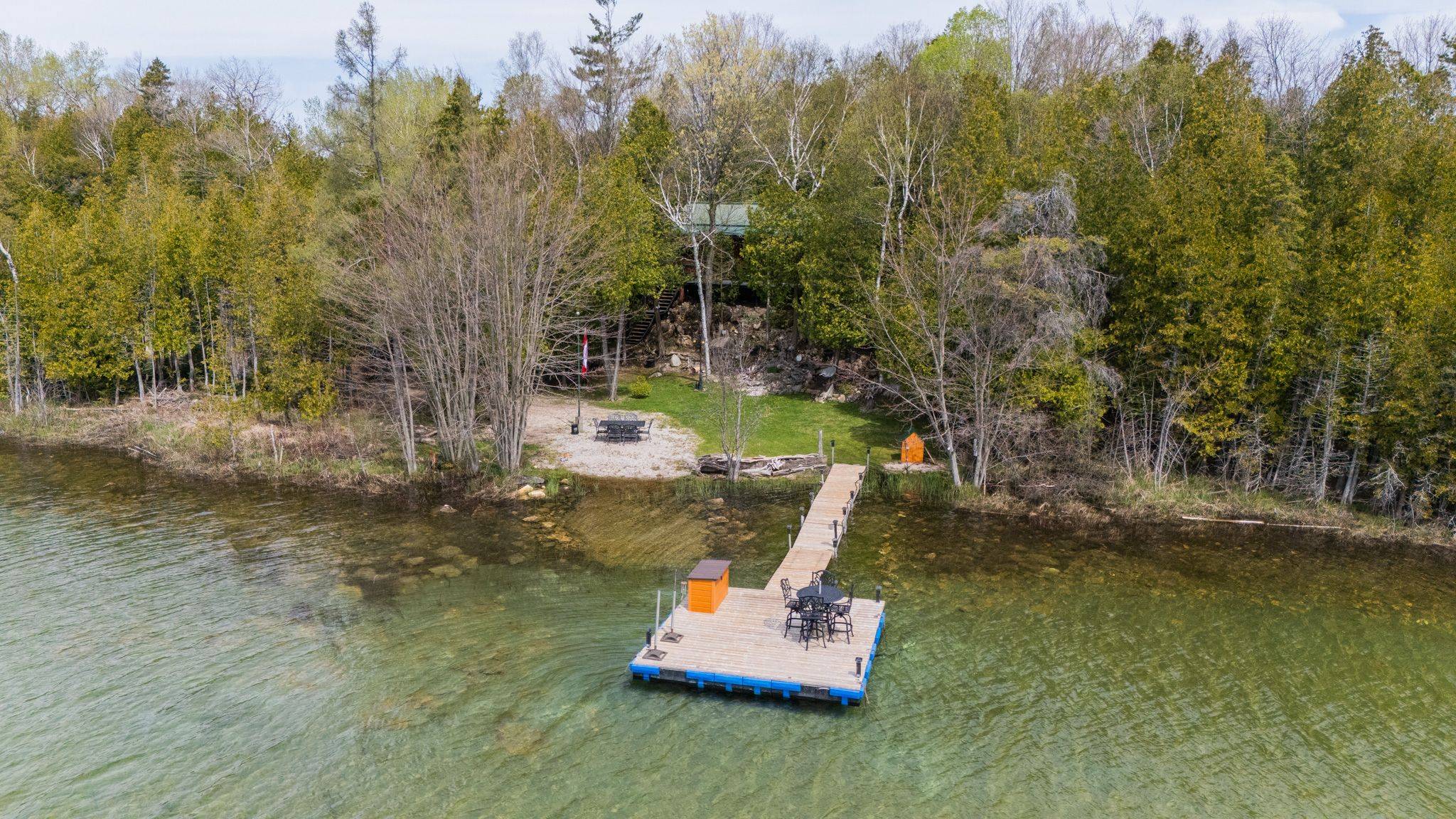 Northern Bruce Peninsula, ON N0H 1Z0,37 Hope DR