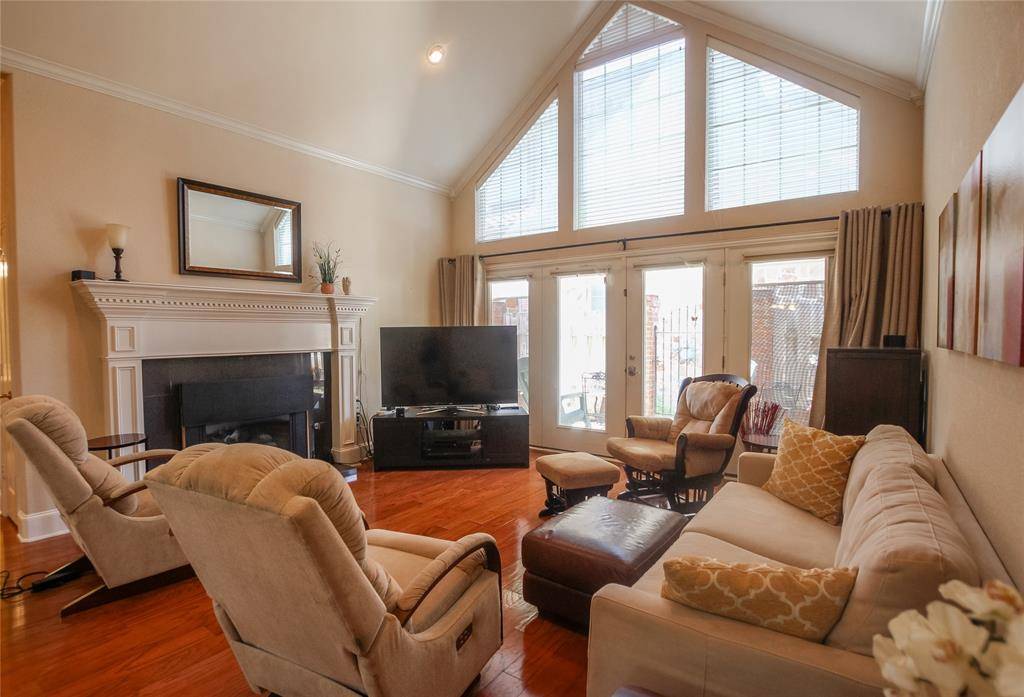 Tyler, TX 75703,7120 Holly Square Court