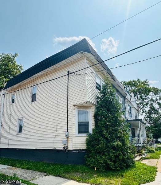 Plainfield City, NJ 07063,937 SO 2Nd St
