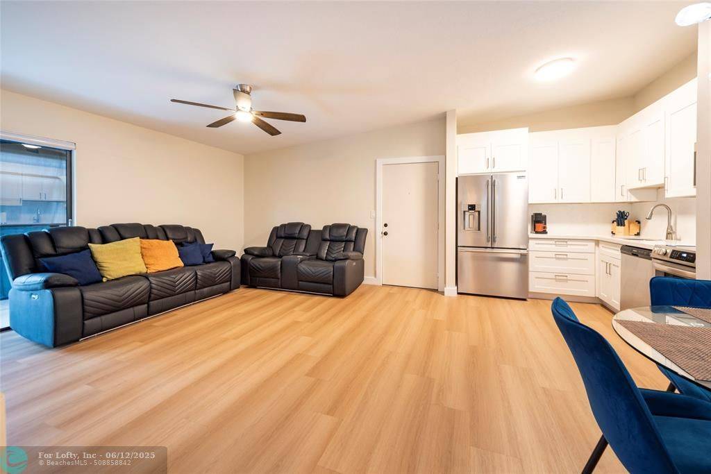 Tamarac, FL 33321,7827 Ashmont Cir  #208