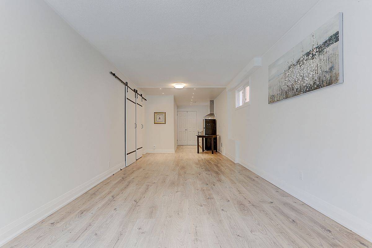 Vaughan, ON L4K 1K4,31 Boyne Highlands CT #Ground