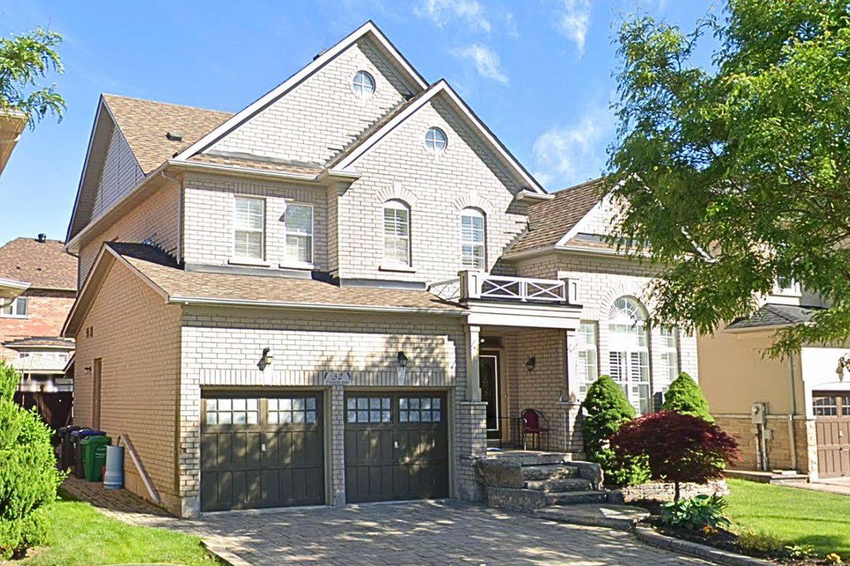 Brampton, ON L6P 1X7,32 Aristocrat RD
