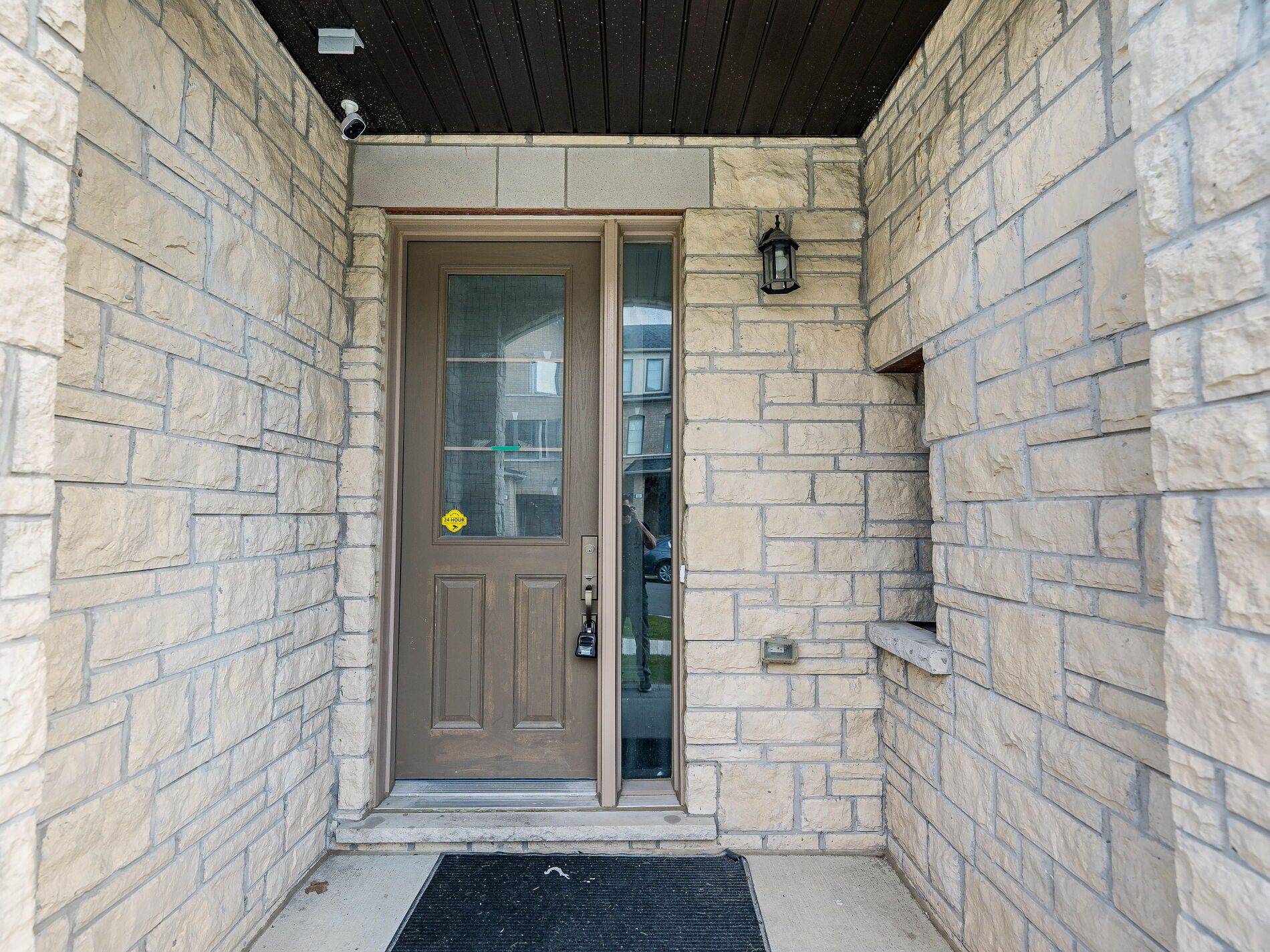Brampton, ON L6P 4N6,106 Halliford PL