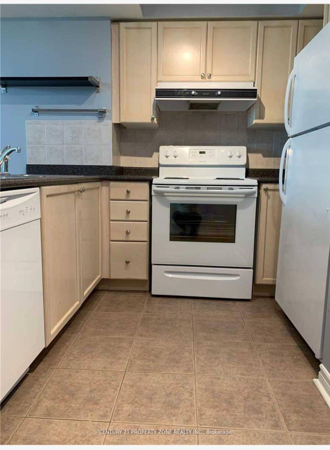 Mississauga, ON L5B 4M2,33 Elm DR W #405