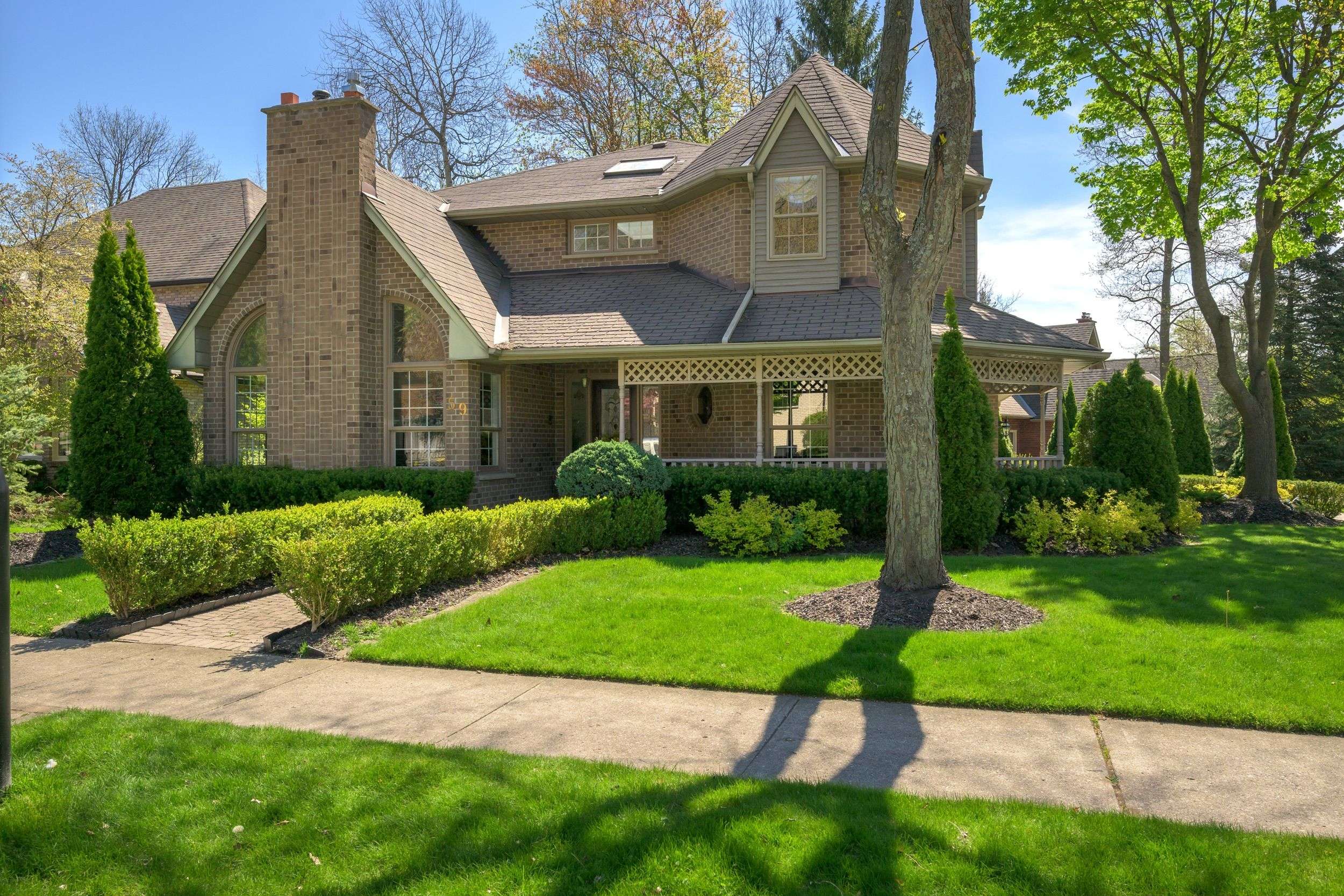 London South, ON N6K 4B1,59 Heathdale CT