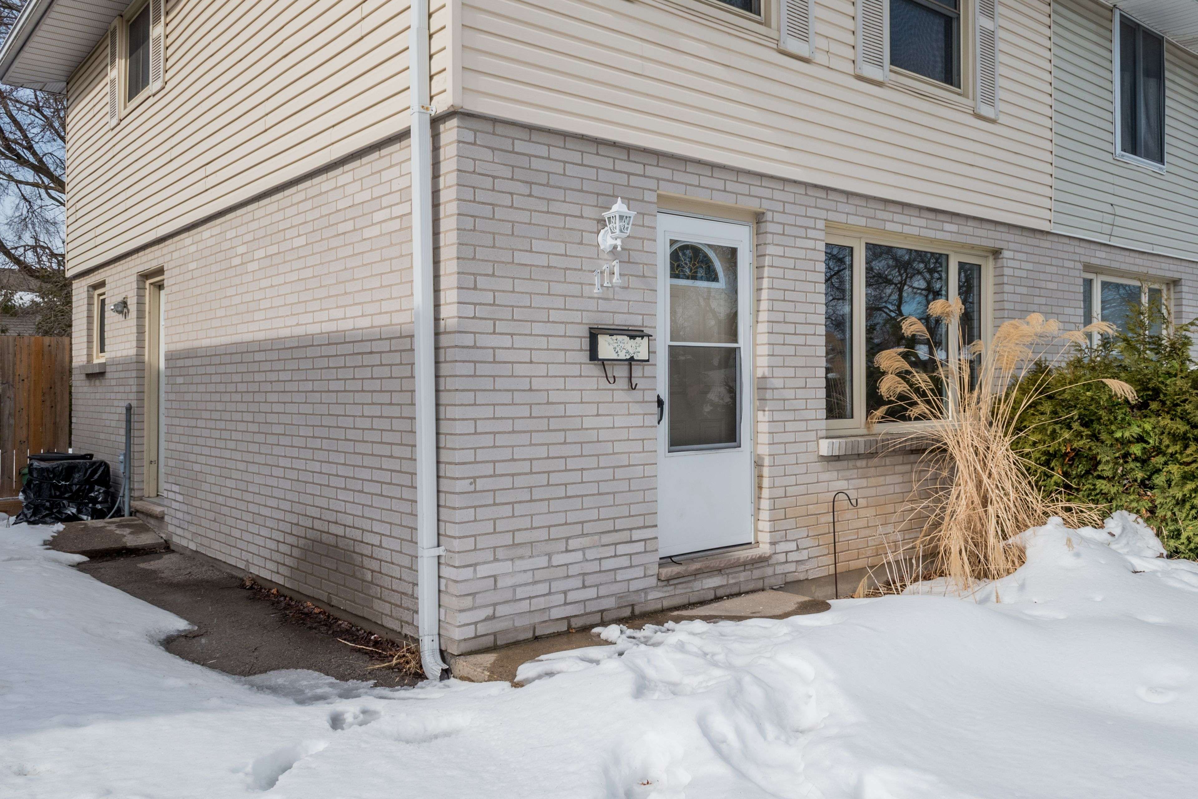 London South, ON N6E 1E7,111 Woodrow CRES