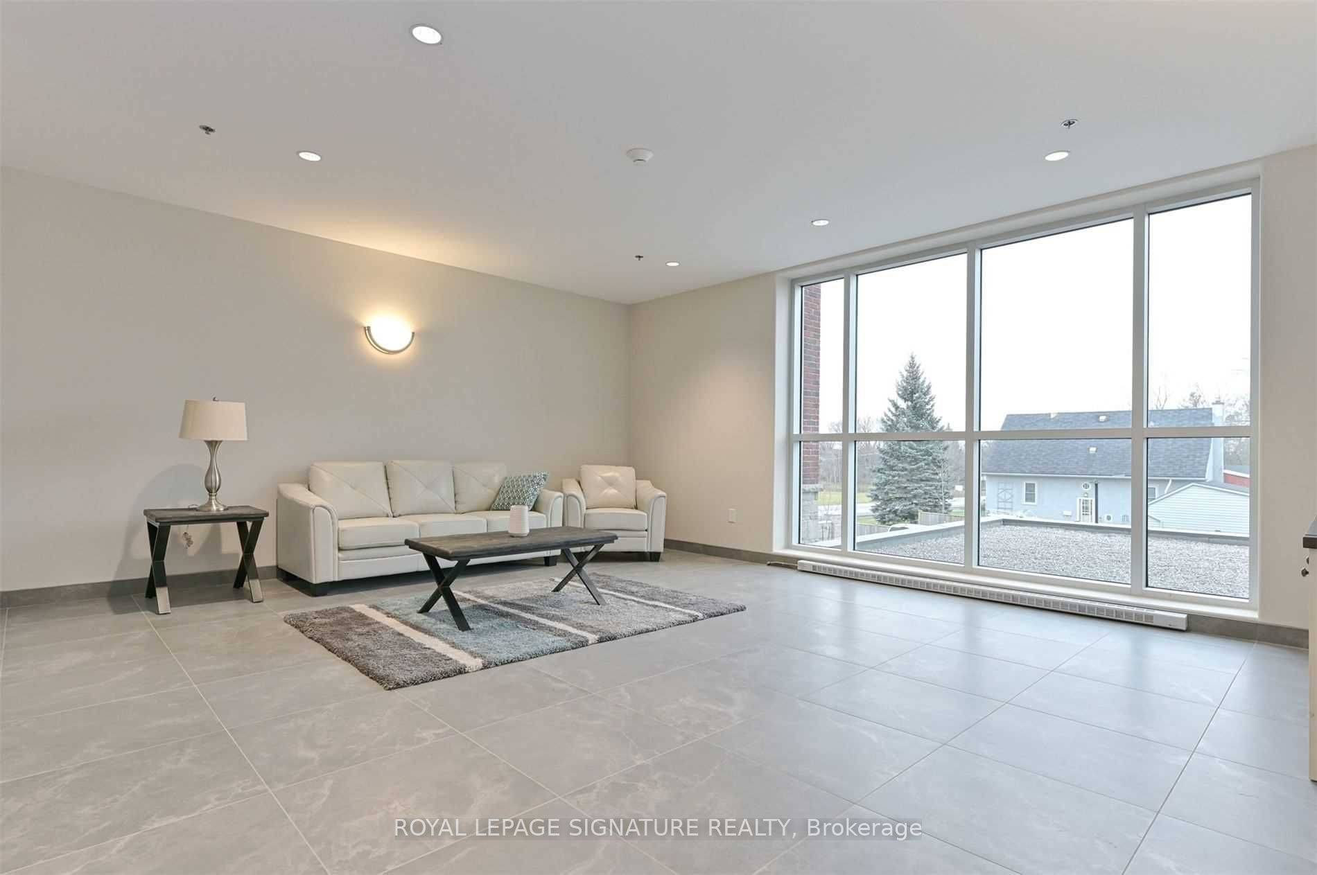 Welland, ON L3C 0H7,529 South Pelham RD #208