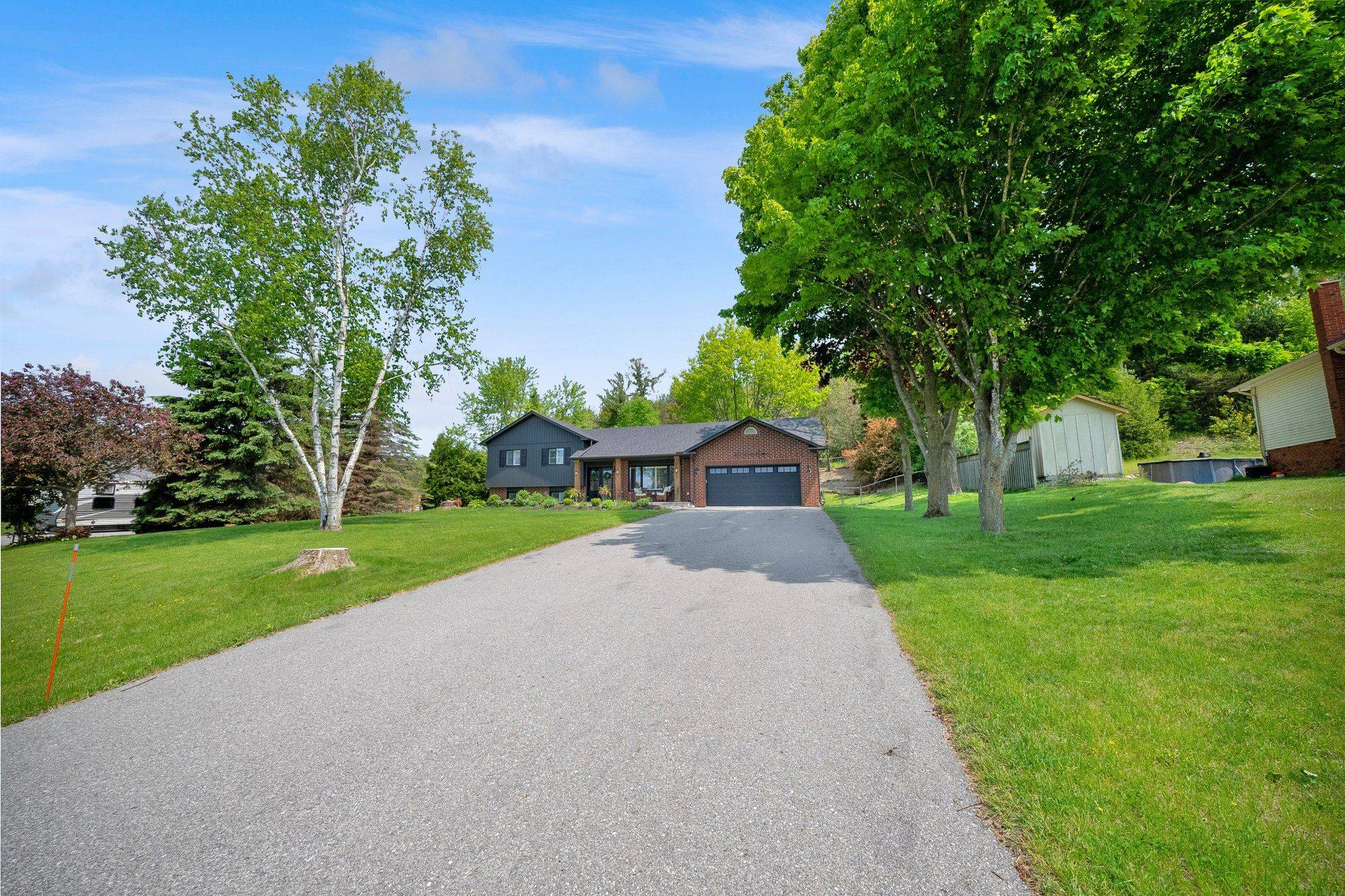 Kawartha Lakes, ON L0A 1A0,26 Erin DR