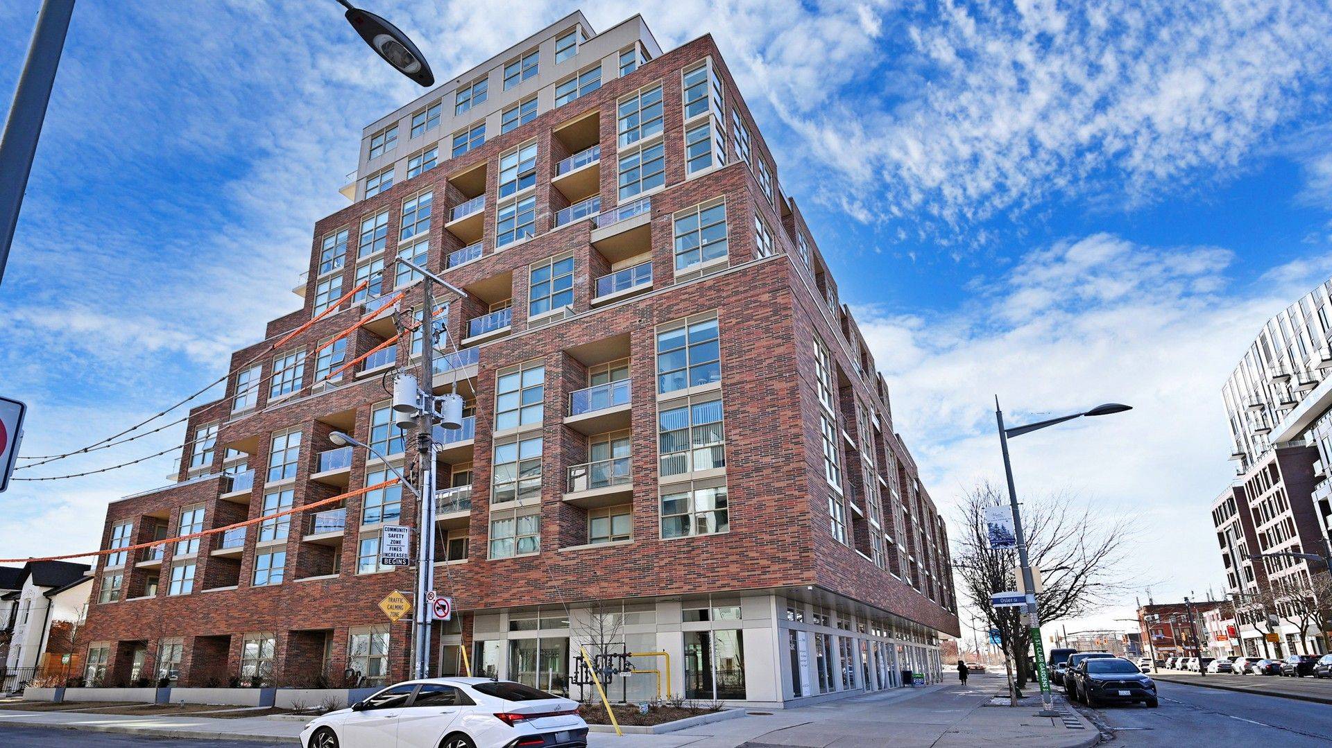 Toronto W03, ON M6N 0B7,1787 St. Clair AVE W #102