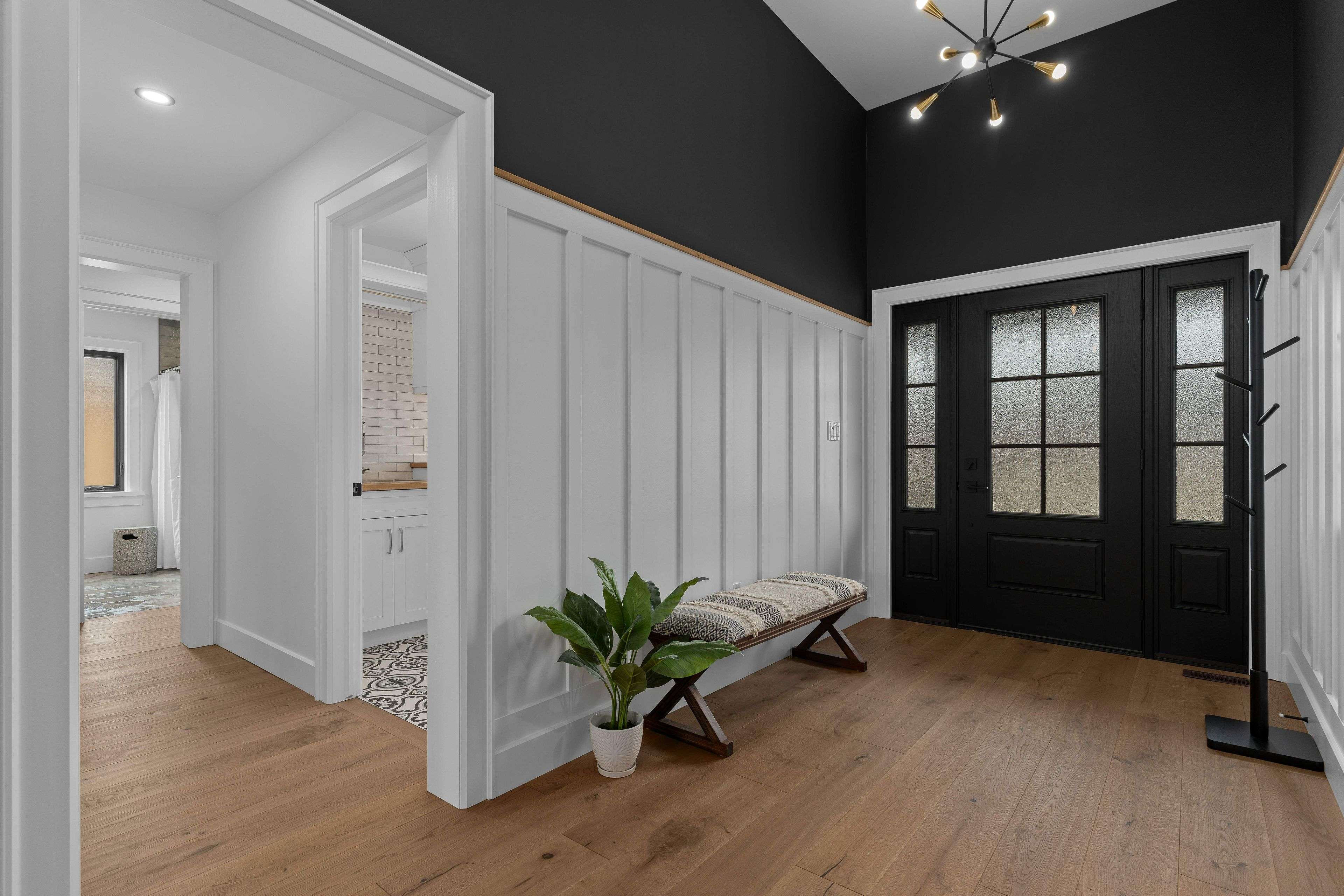 Kingston, ON K7M 4J3,7 Crescent DR