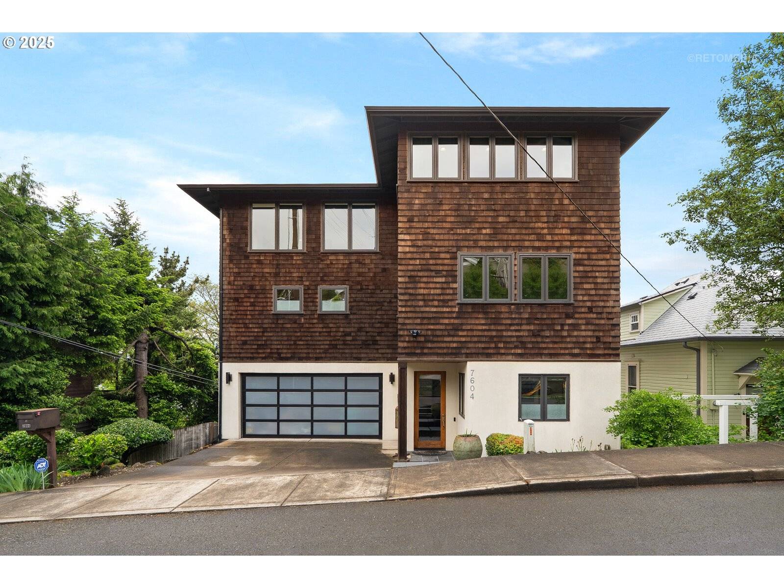 Portland, OR 97219,7604 S HOOD AVE