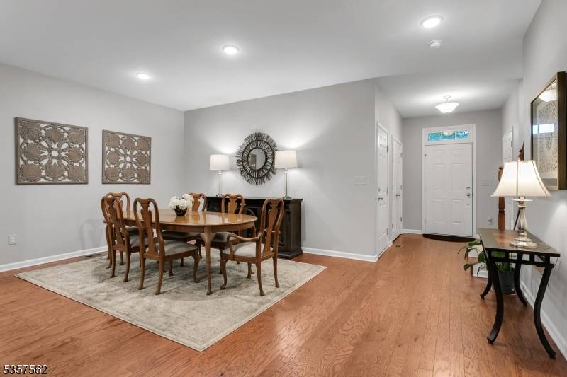 Randolph Twp., NJ 07869,18 Brompton Pl