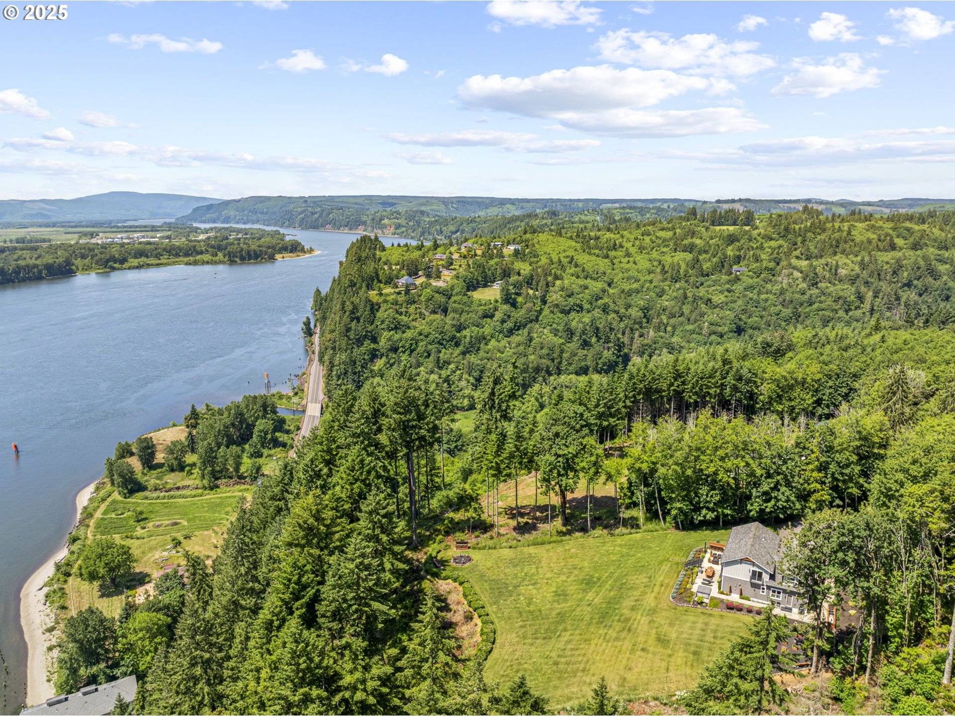 Longview, WA 98632,3015 STELLA RD