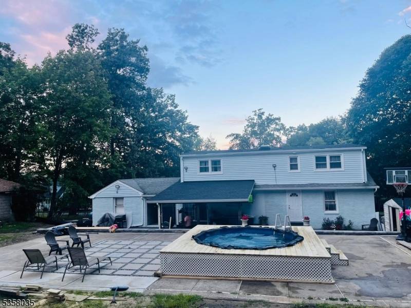 North Haledon Boro, NJ 07508,64 Dater St