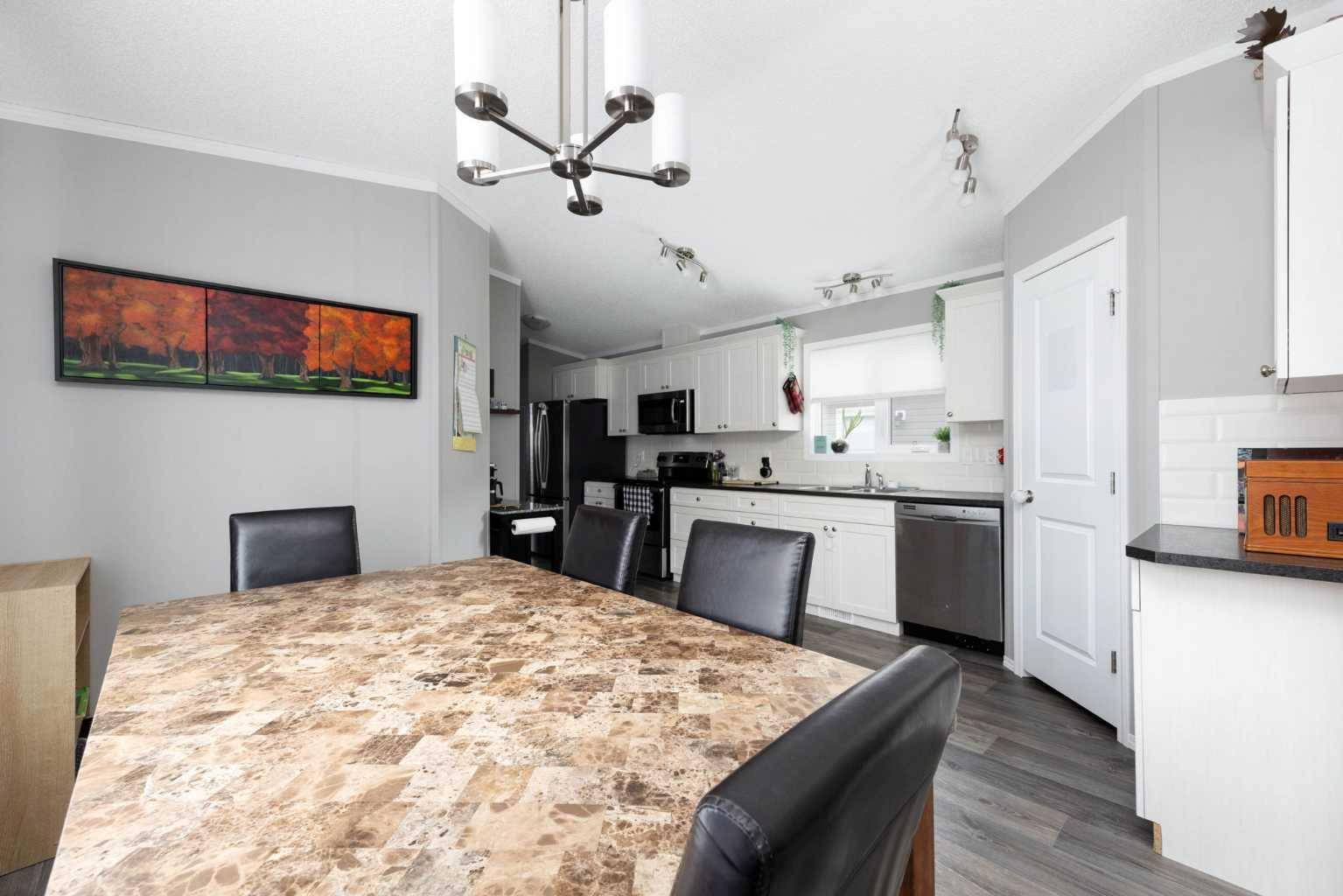 Fort Mcmurray, AB T9K 2H7,196 Clausen CRES