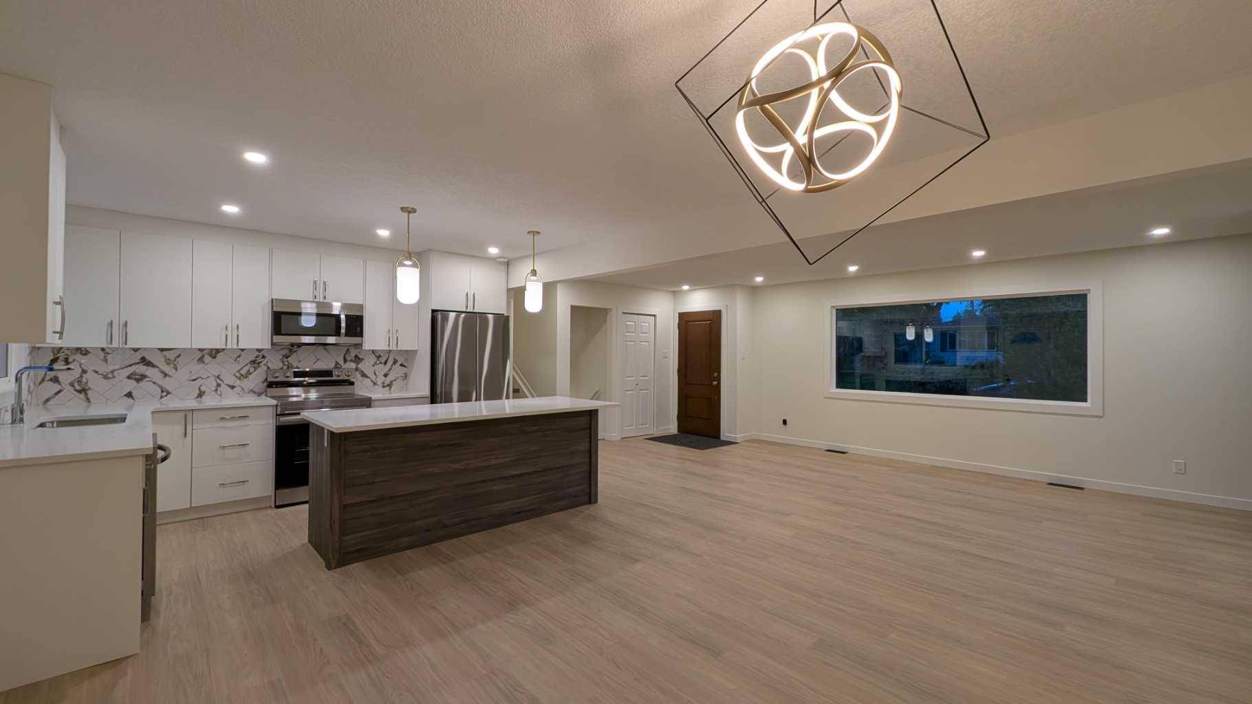 Calgary, AB T2V 3E4,103 Haverhill RD SW