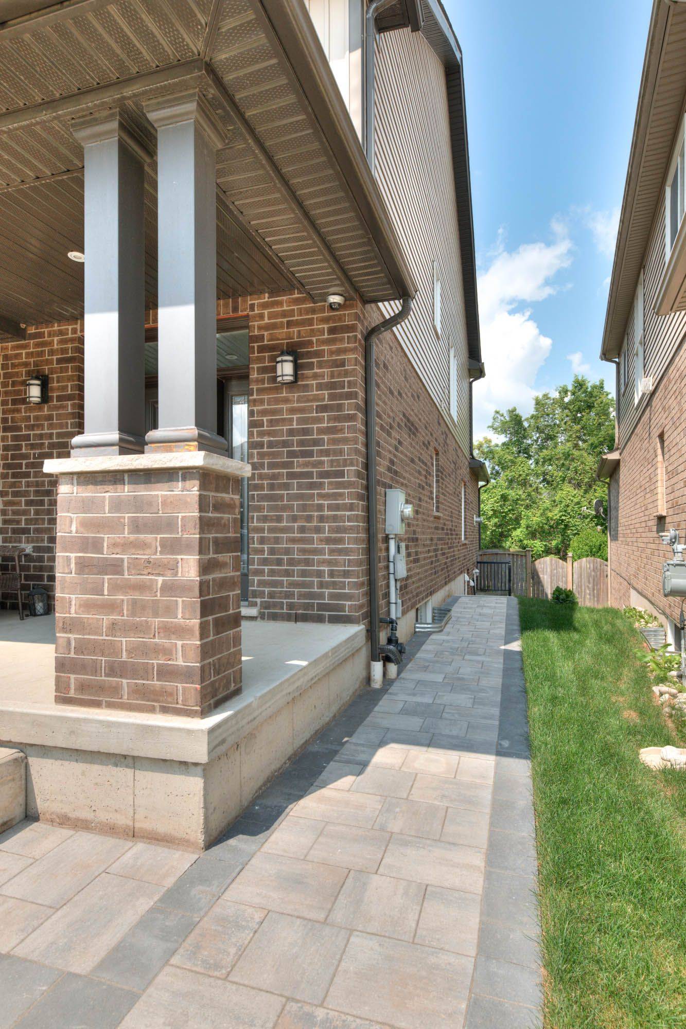 Kitchener, ON N2P 0B8,556 Netherwood CRES #LOWER