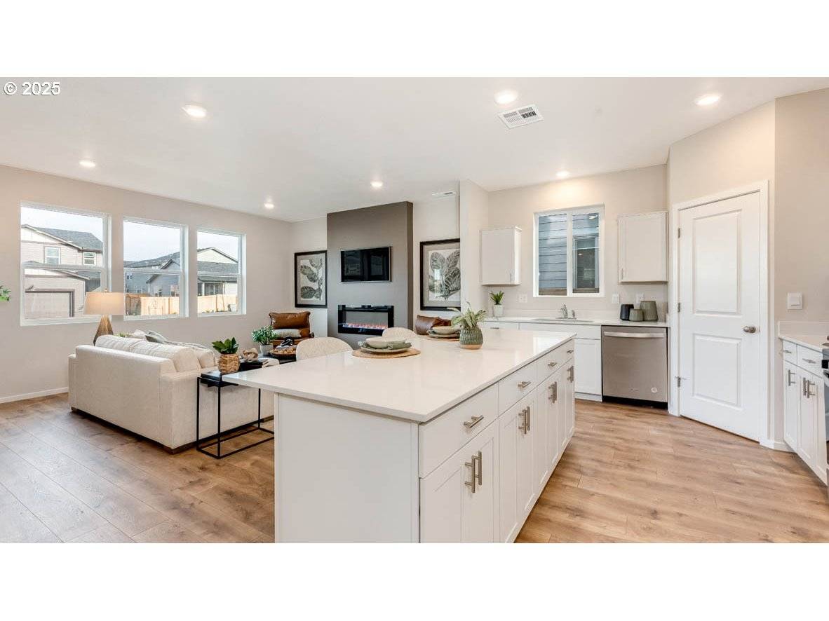 Woodburn, OR 97071,2790 Mallard LN