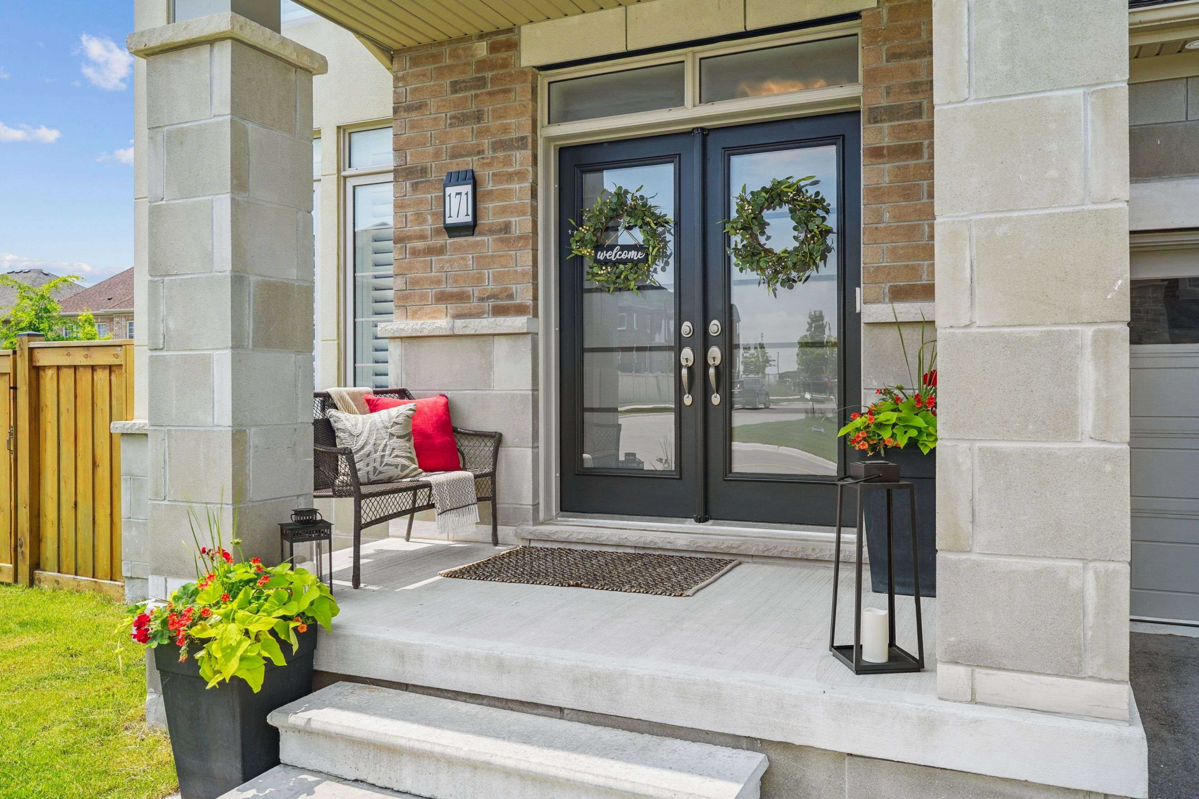 East Gwillimbury, ON L9N 0Y8,171 Frederick Pearson ST