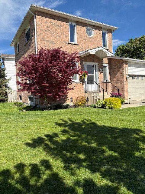 Innisfil, ON L9S 2G9,695 Candaras ST