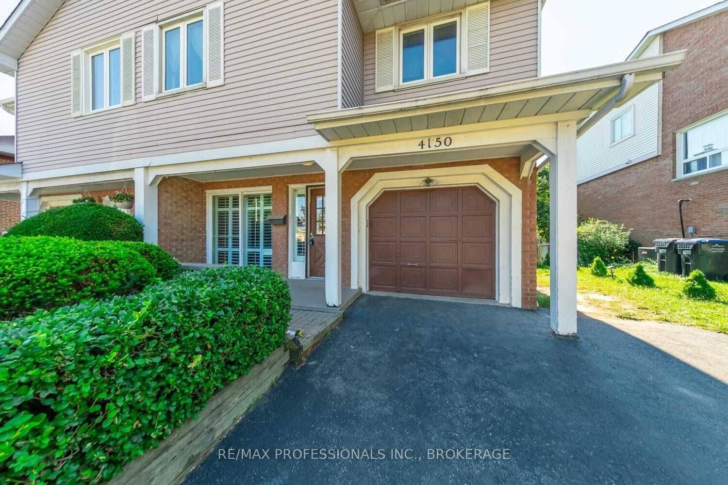 Mississauga, ON L5L 2L5,4150 Sunflower DR #UPPER