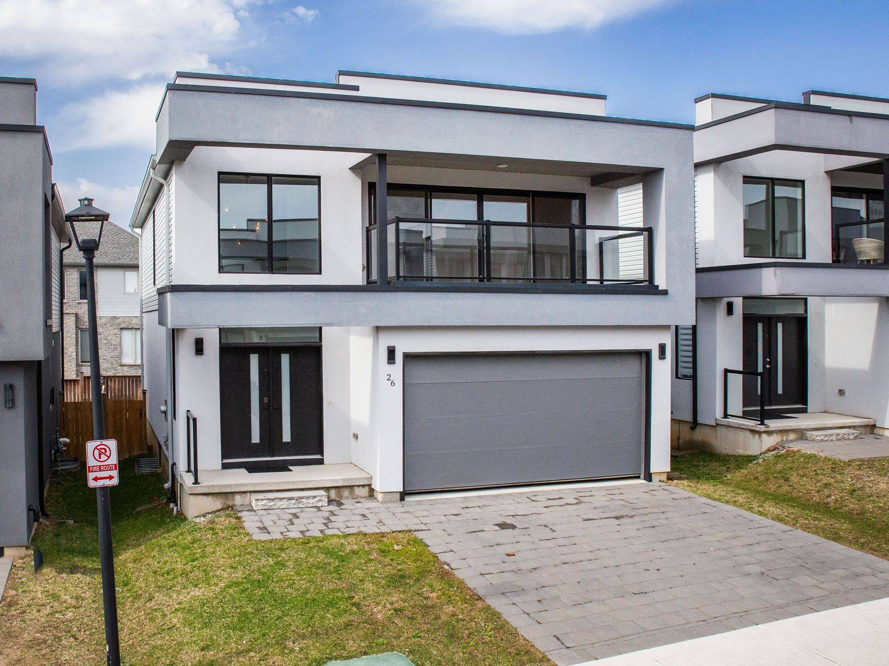 London North, ON N5X 0N5,1820 Canvas WAY #26