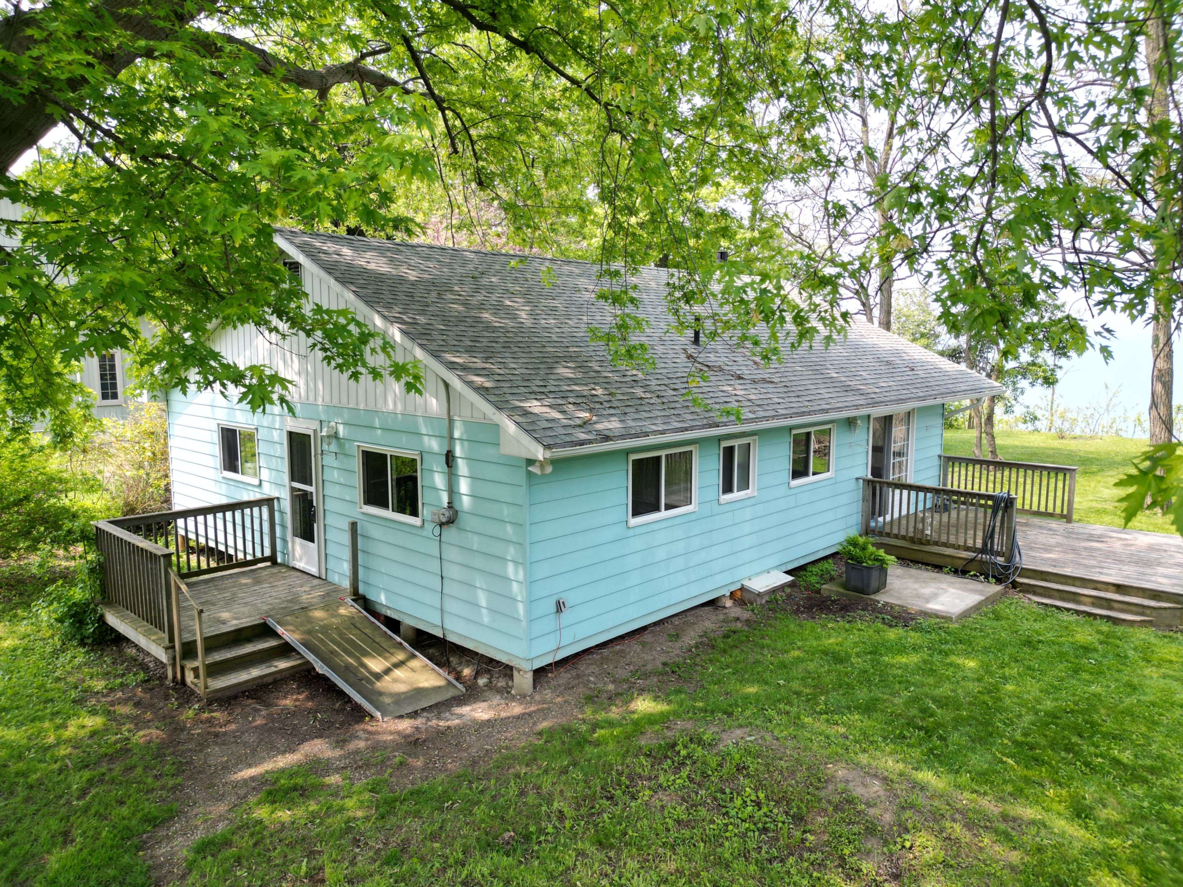 Bluewater, ON N0M 1G0,77543 Melena DR