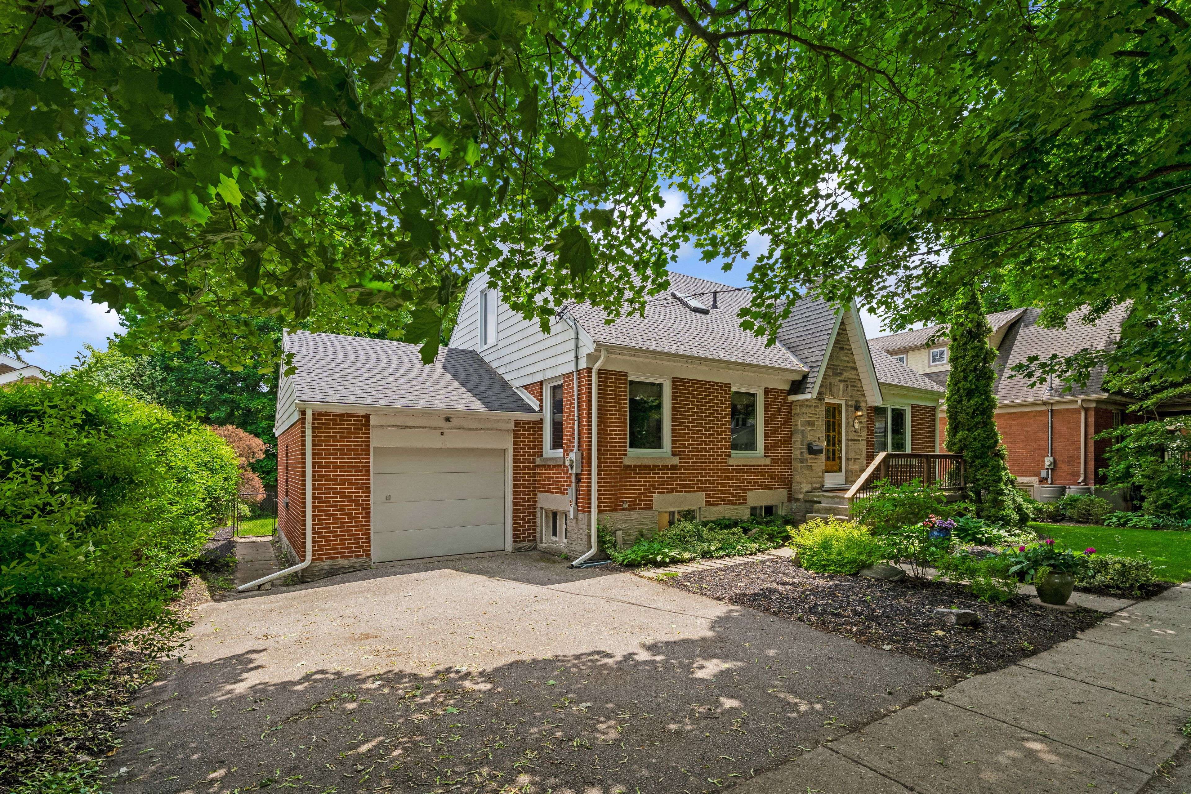 Guelph, ON N1H 2V5,53 Omar ST