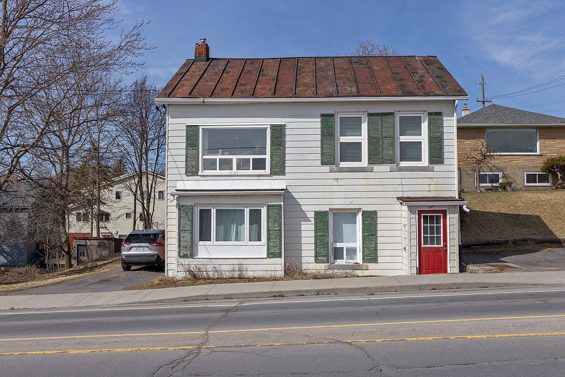 Kingston, ON K7M 2E6,589 King ST W