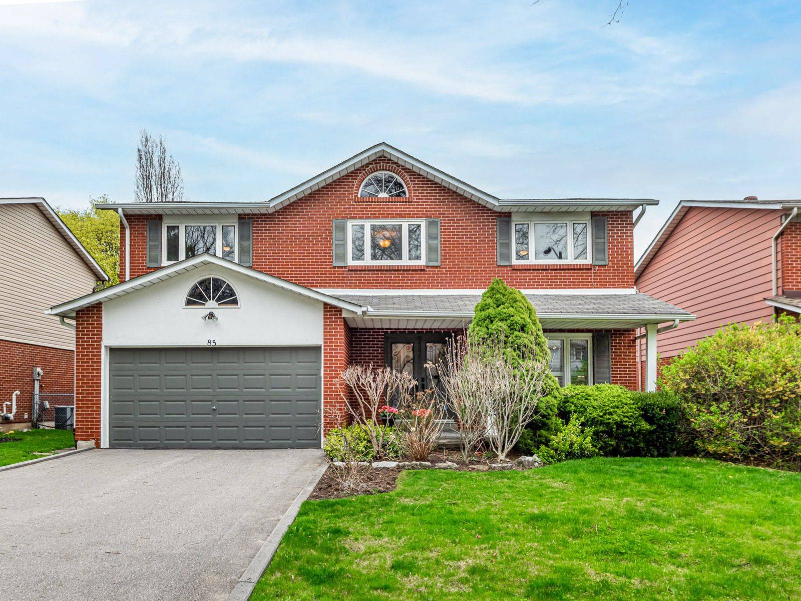 Toronto C13, ON M3B 3C2,85 Ames CIR