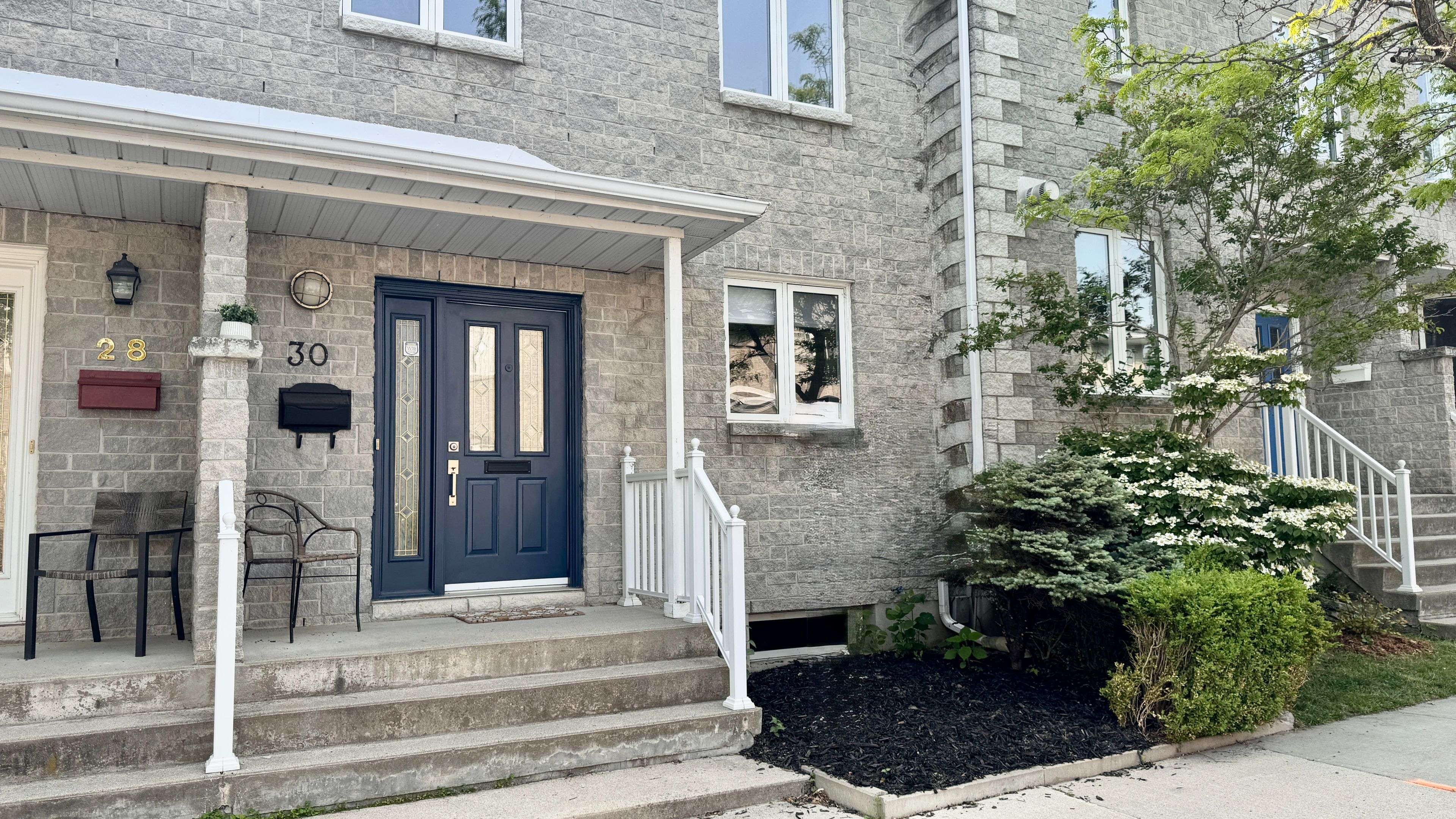 Kingston, ON K7M 1E3,30 Yonge ST